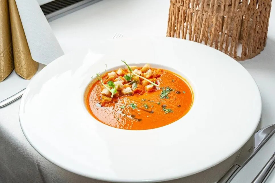 Restaurant/places to eat in Vistula Hotel