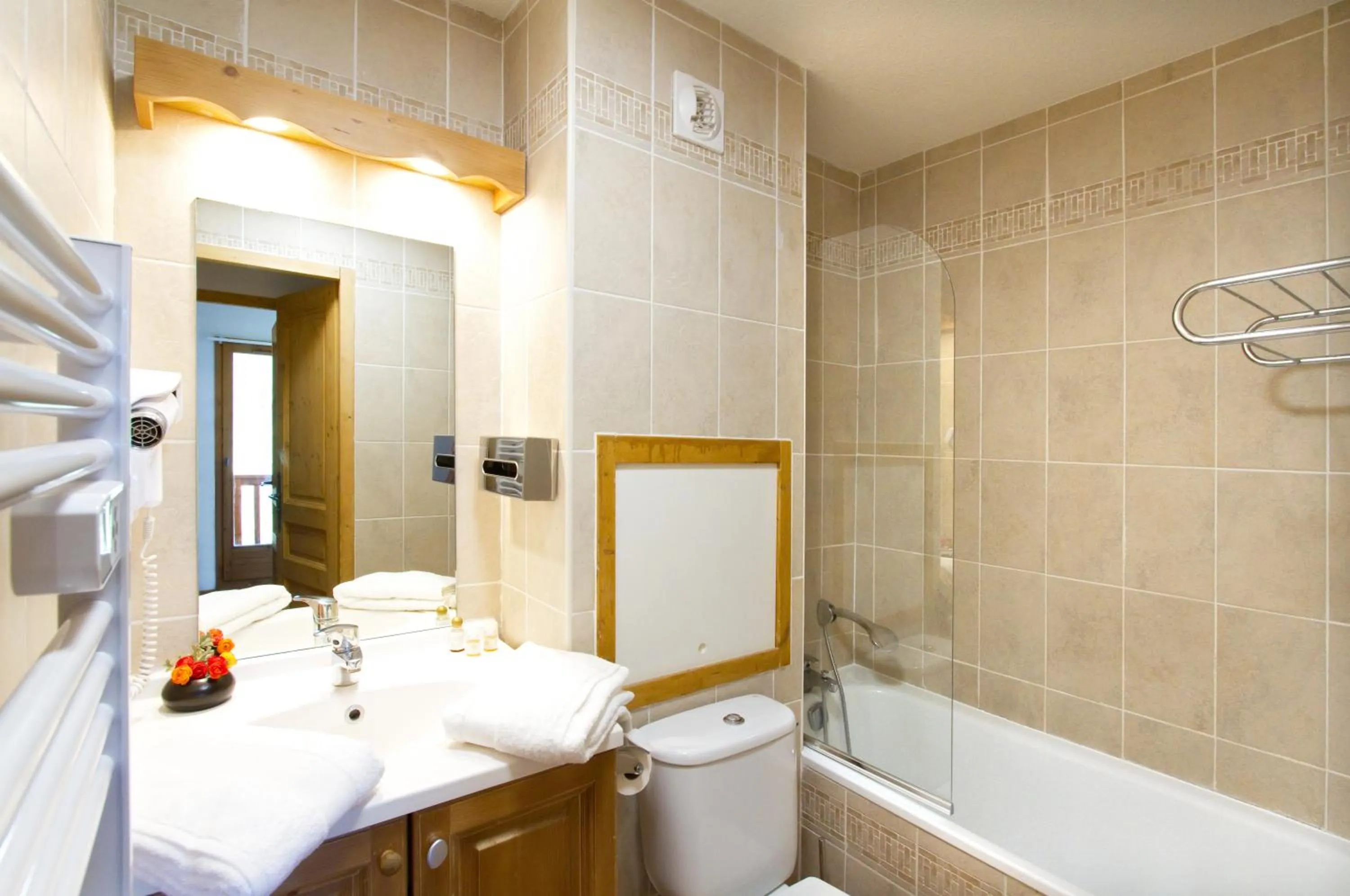 Bathroom in Résidence Odalys Le Hameau et les Chalets de la Vallée d'Or