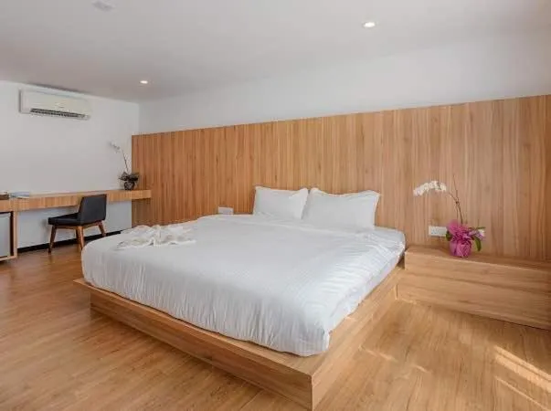 Bedroom, Bed in Lot 33 Boutique Hotel