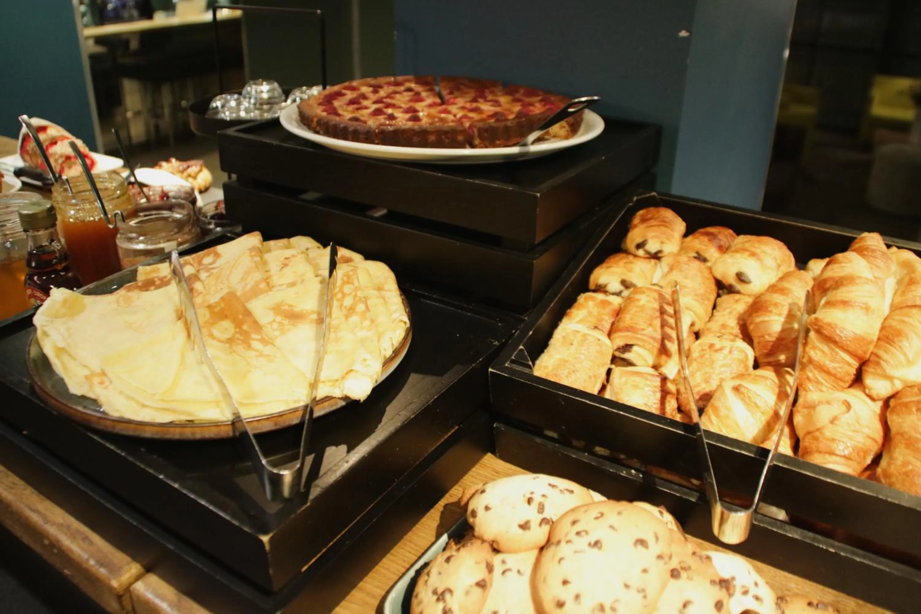 Restaurant/places to eat in Hotel De France