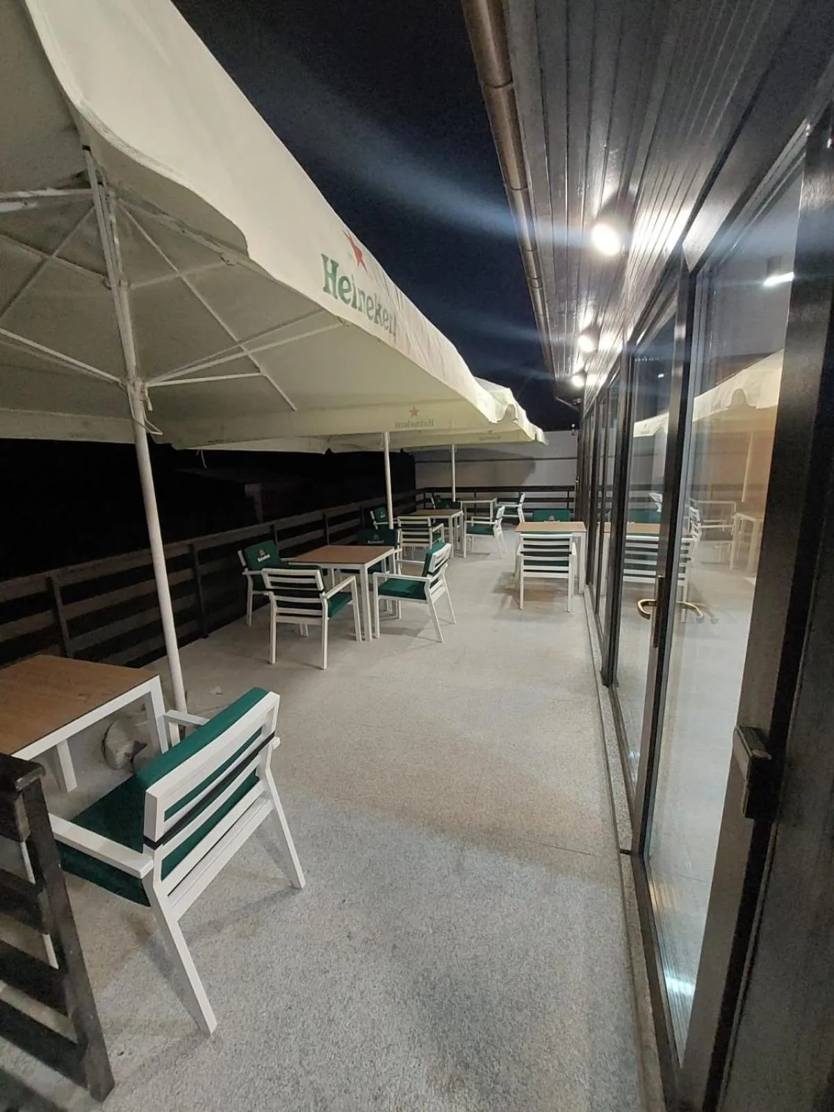 Balcony/Terrace in New Wolf