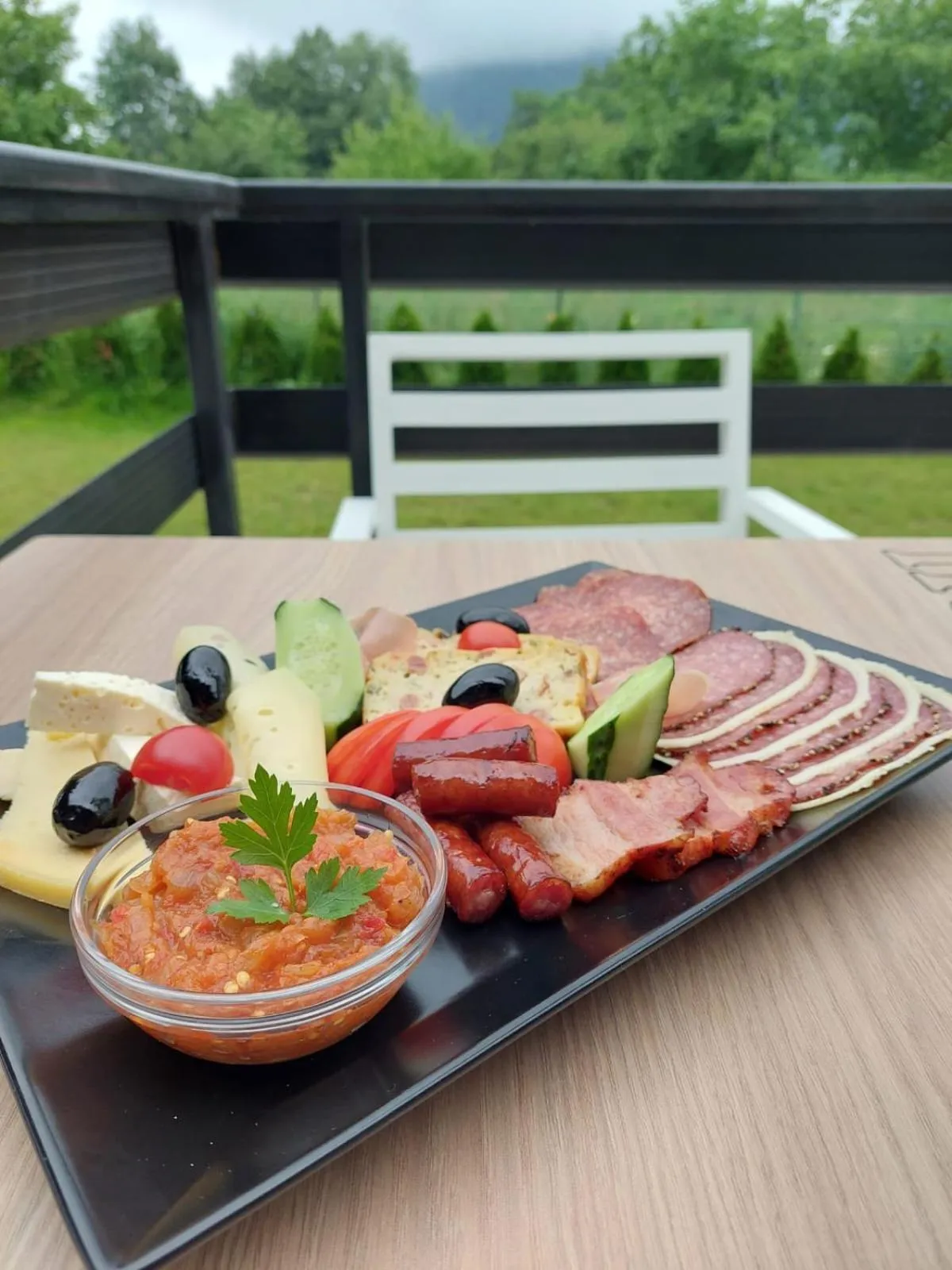 Breakfast in New Wolf