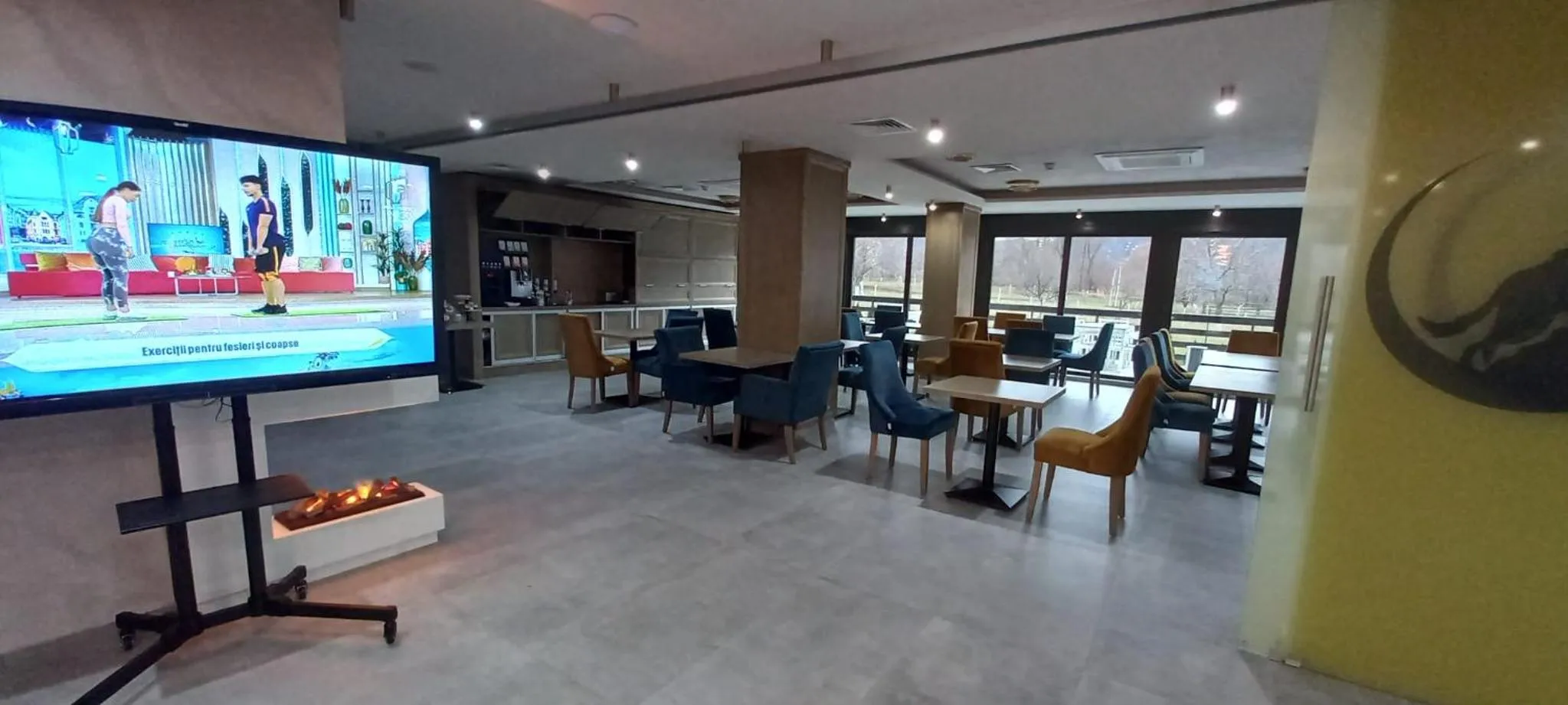 Lounge or bar in New Wolf