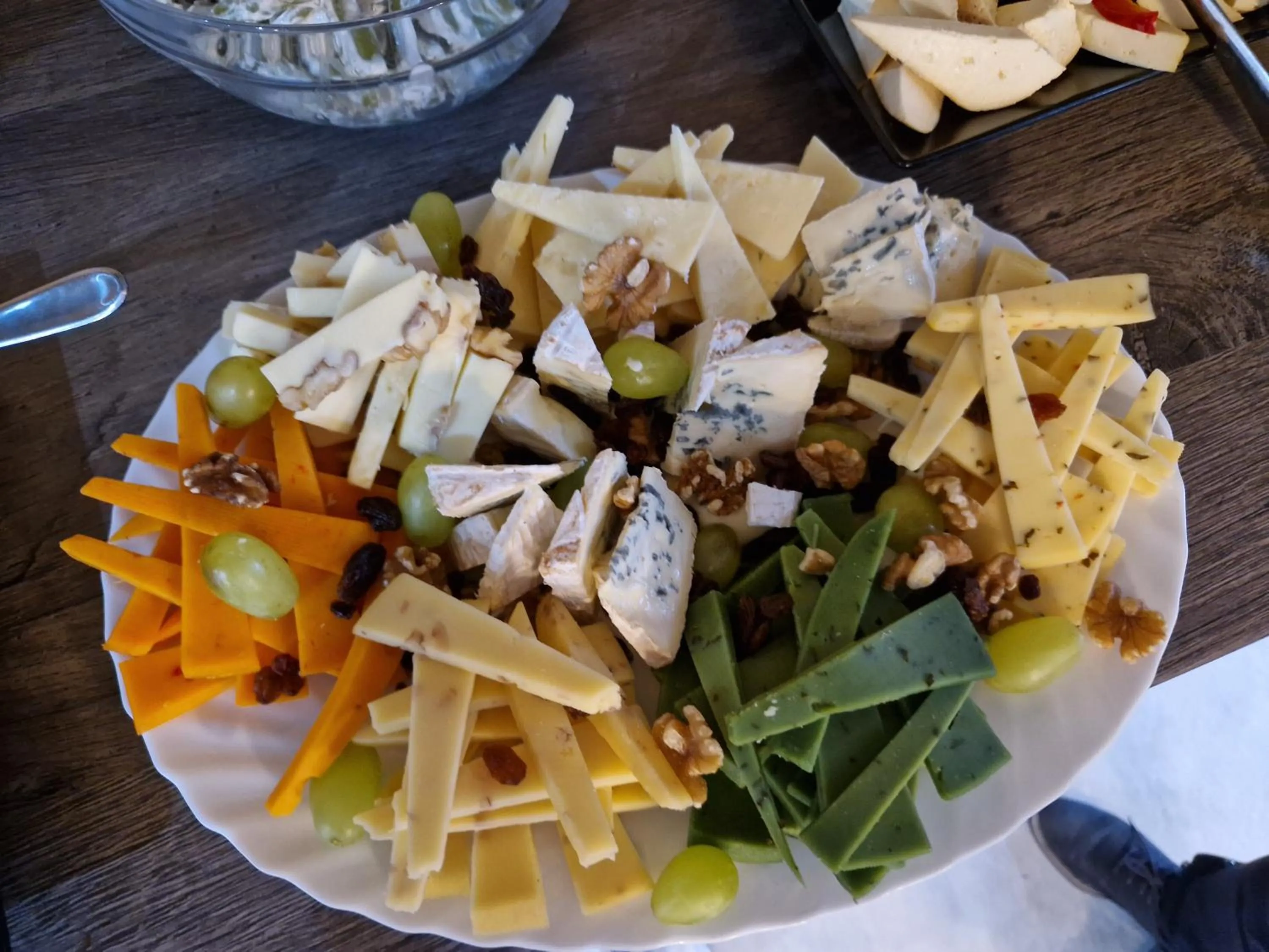 Buffet breakfast in New Wolf