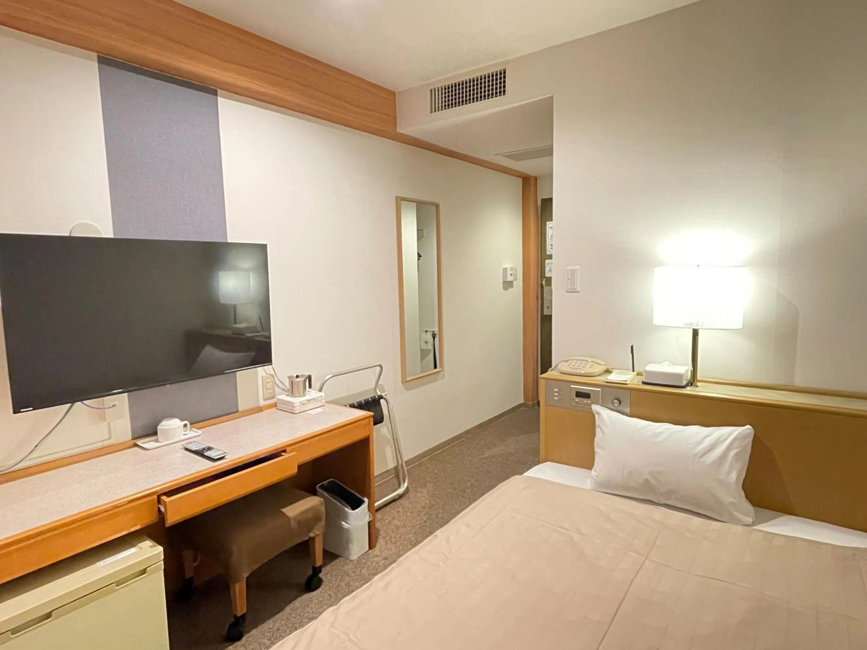 Photo of the whole room, Bed in Sabae Daiichi Hotel