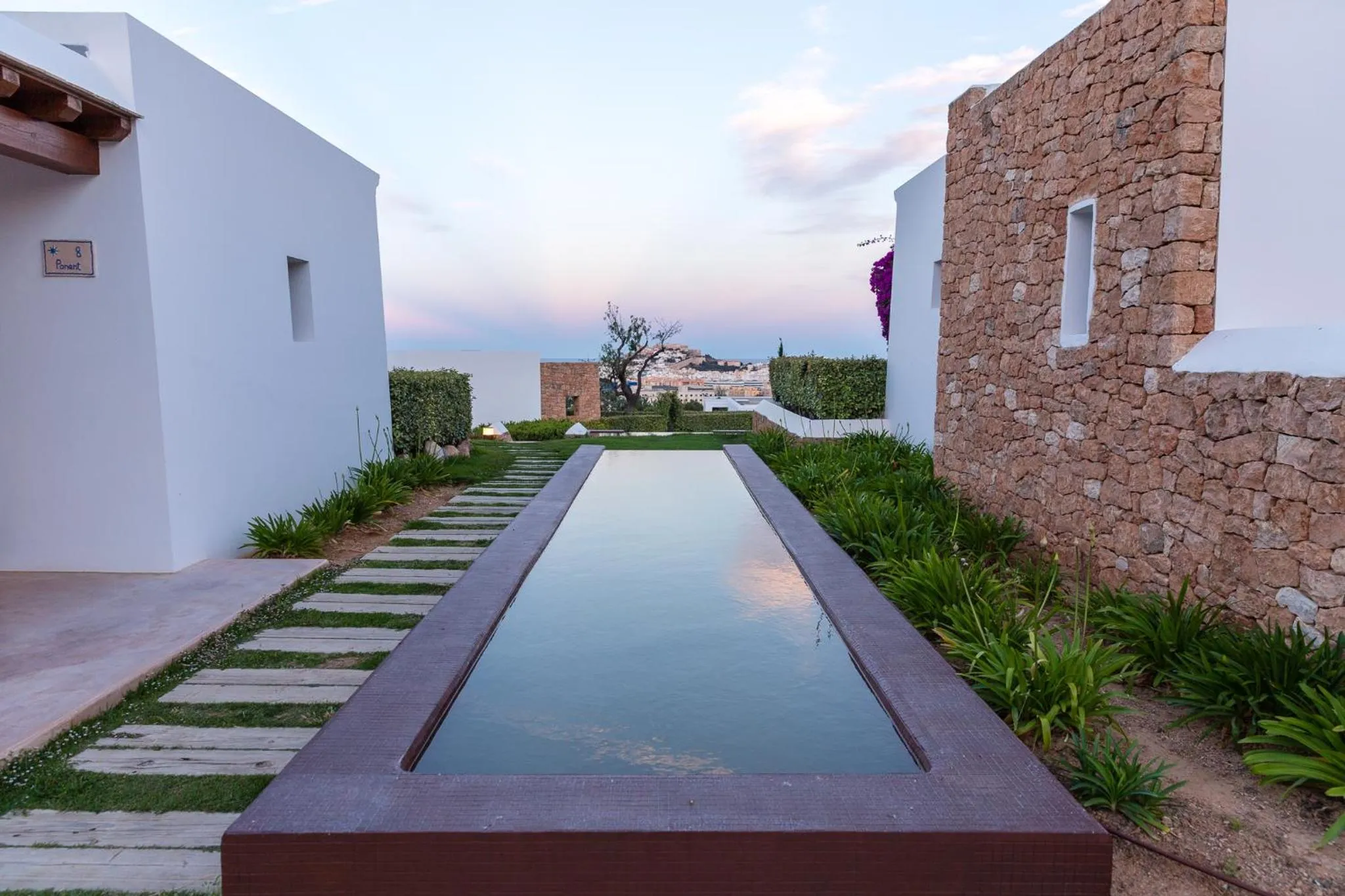 Property building in Casa Maca