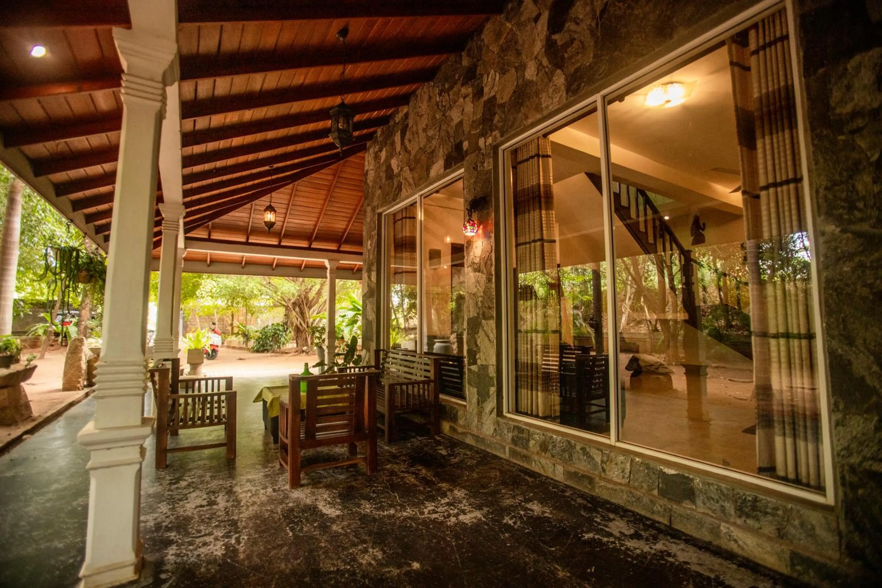 Living room in Evergreen Hotel Dambulla