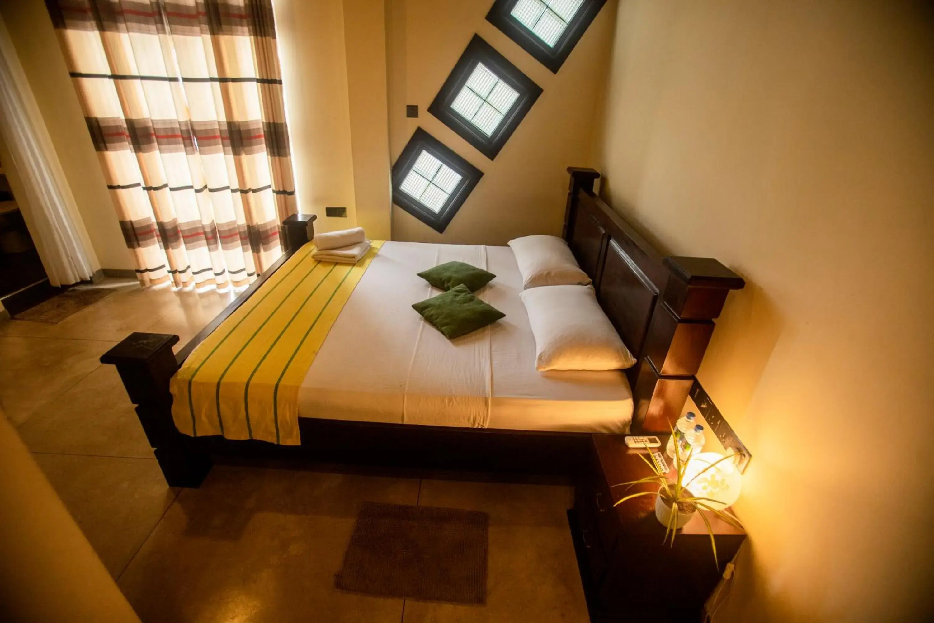 Double Room with Private Bathroom - single occupancy in Evergreen Hotel Dambulla Double Room with Private Bathroom - single occupancy in Evergreen Hotel Dambulla