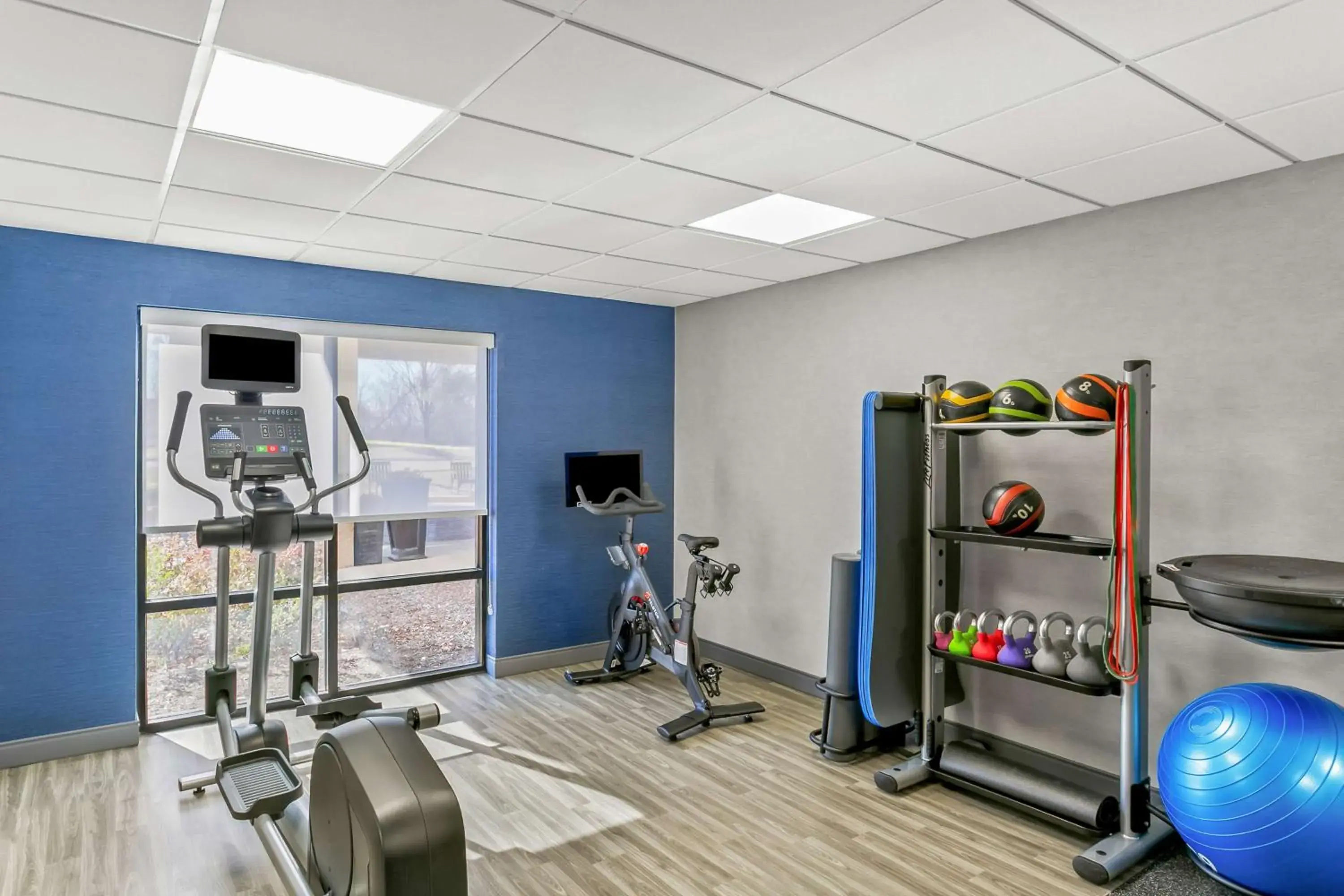 Fitness centre/facilities in Hampton Inn Bowie Fitness centre/facilities in Hampton Inn Bowie