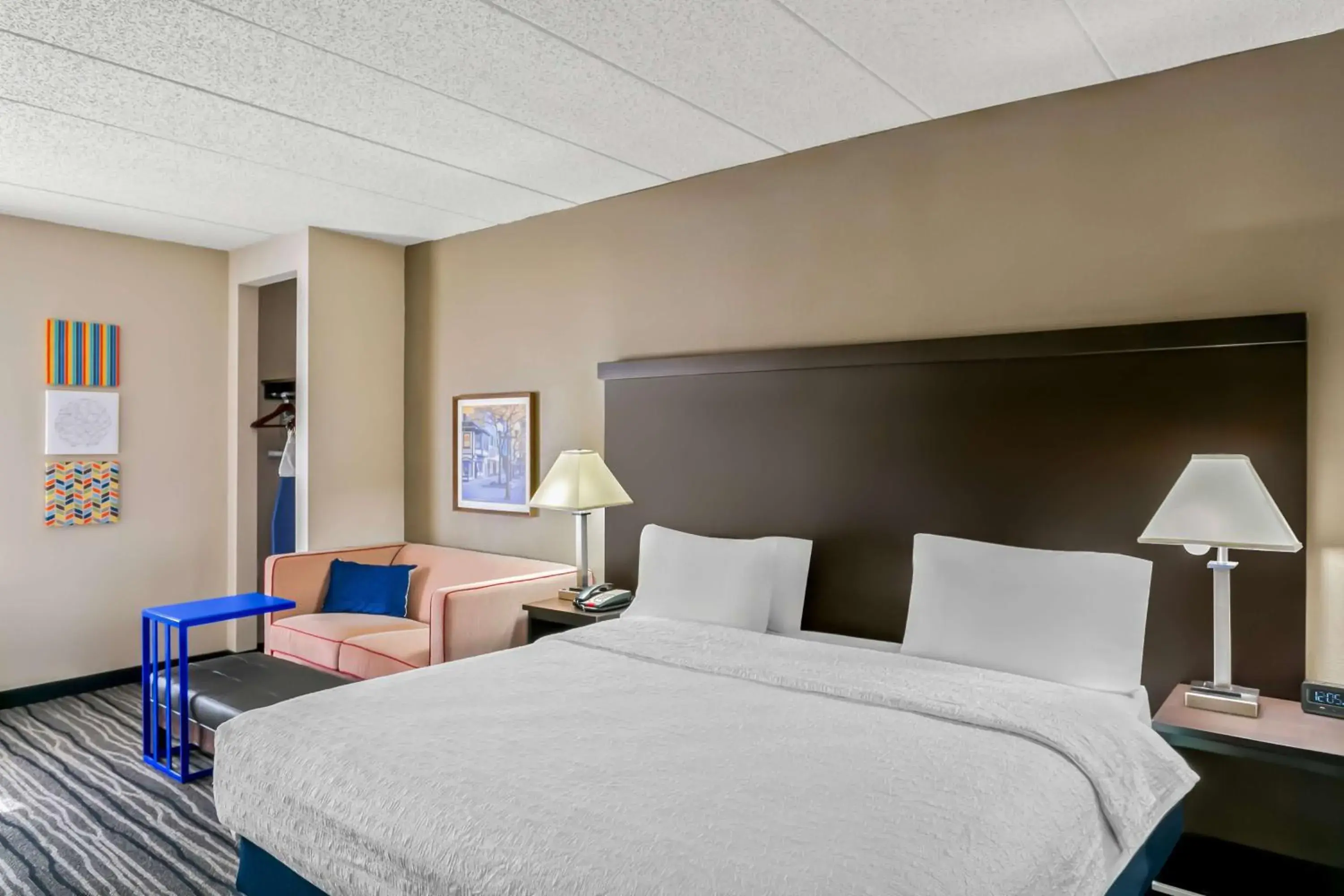Bed in Hampton Inn Bowie Bed in Hampton Inn Bowie