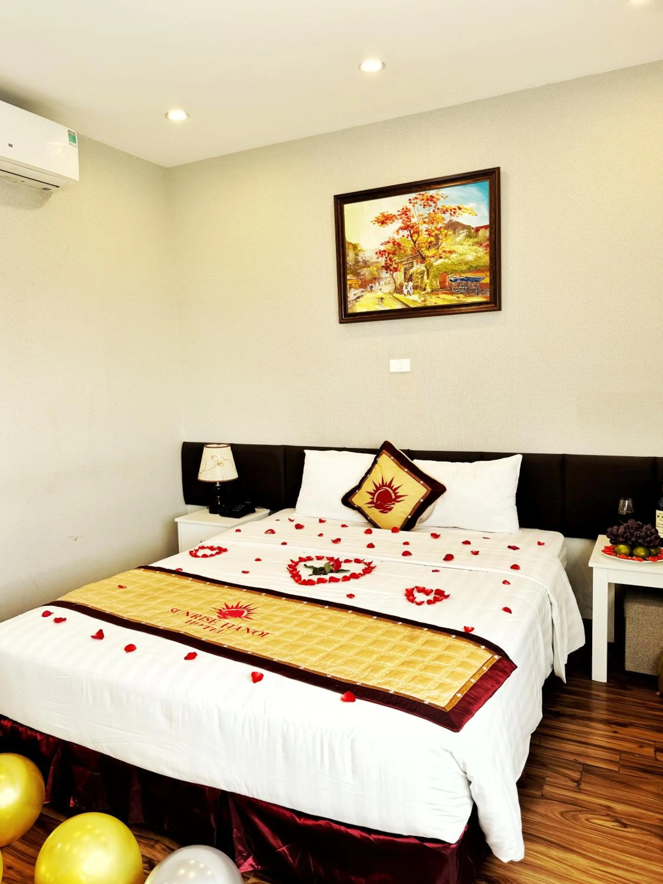 Bed in Sunrise Hanoi Hotel