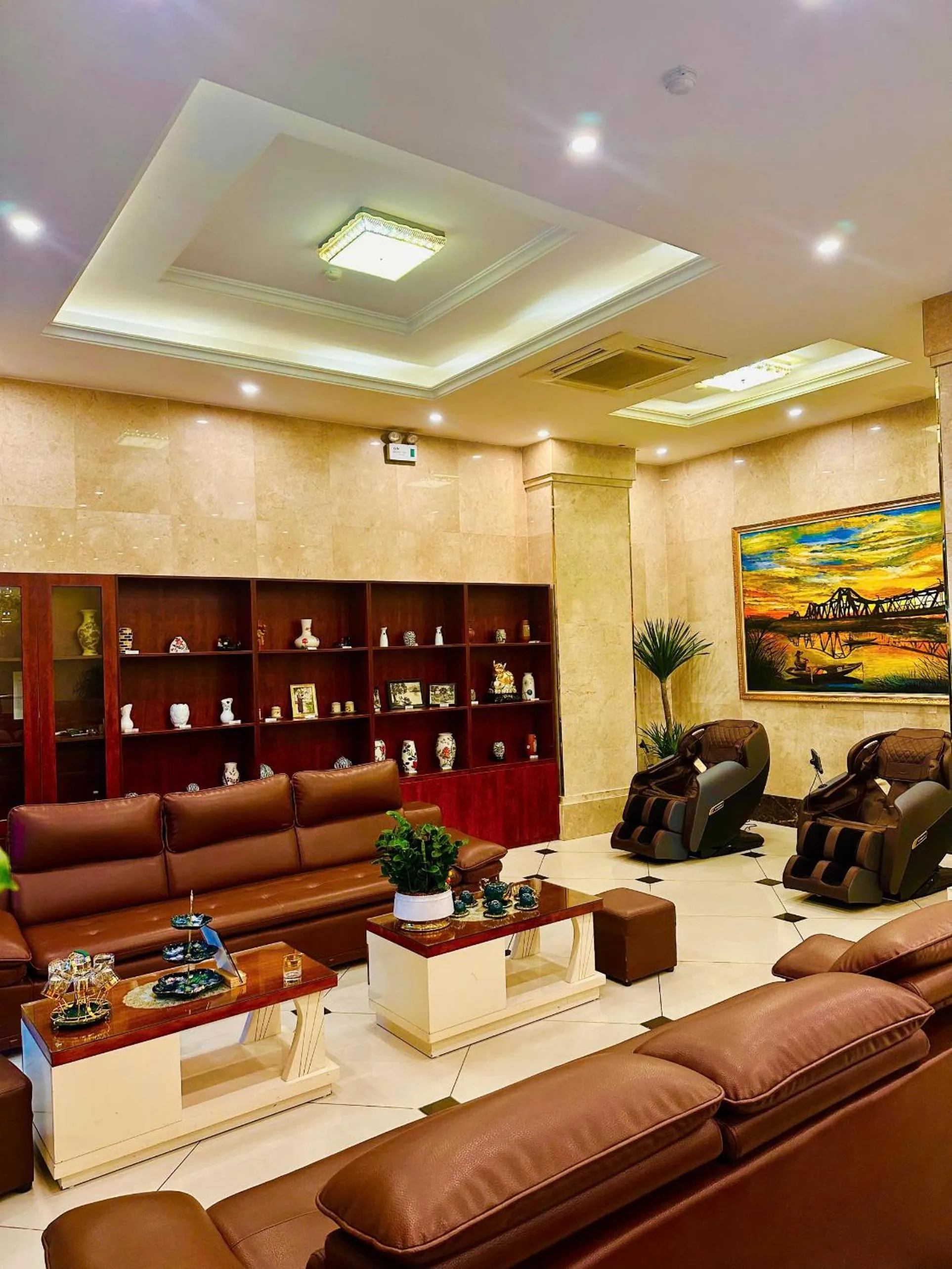 Seating area in Sunrise Hanoi Hotel