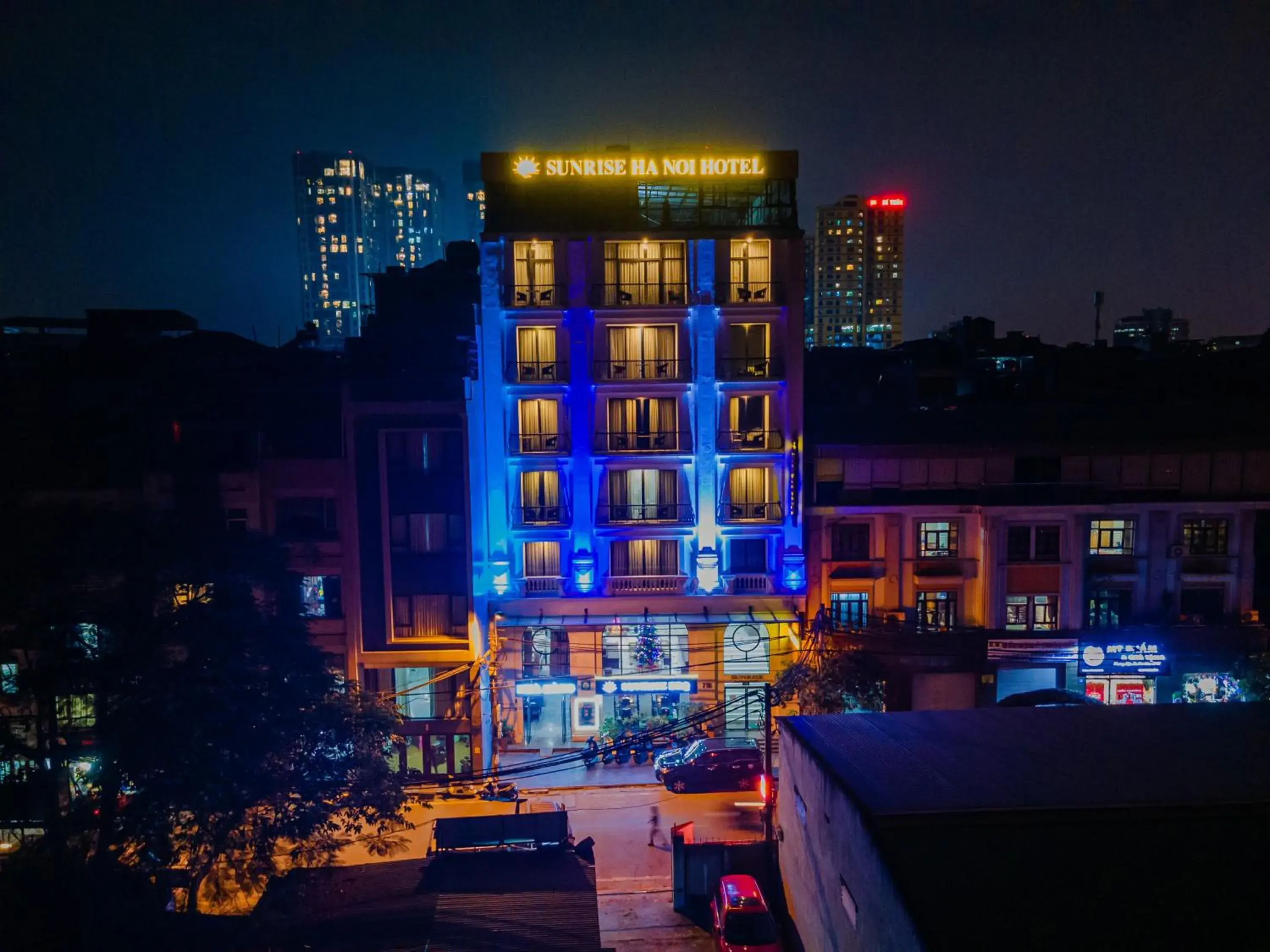 Property building in Sunrise Hanoi Hotel Property building in Sunrise Hanoi Hotel