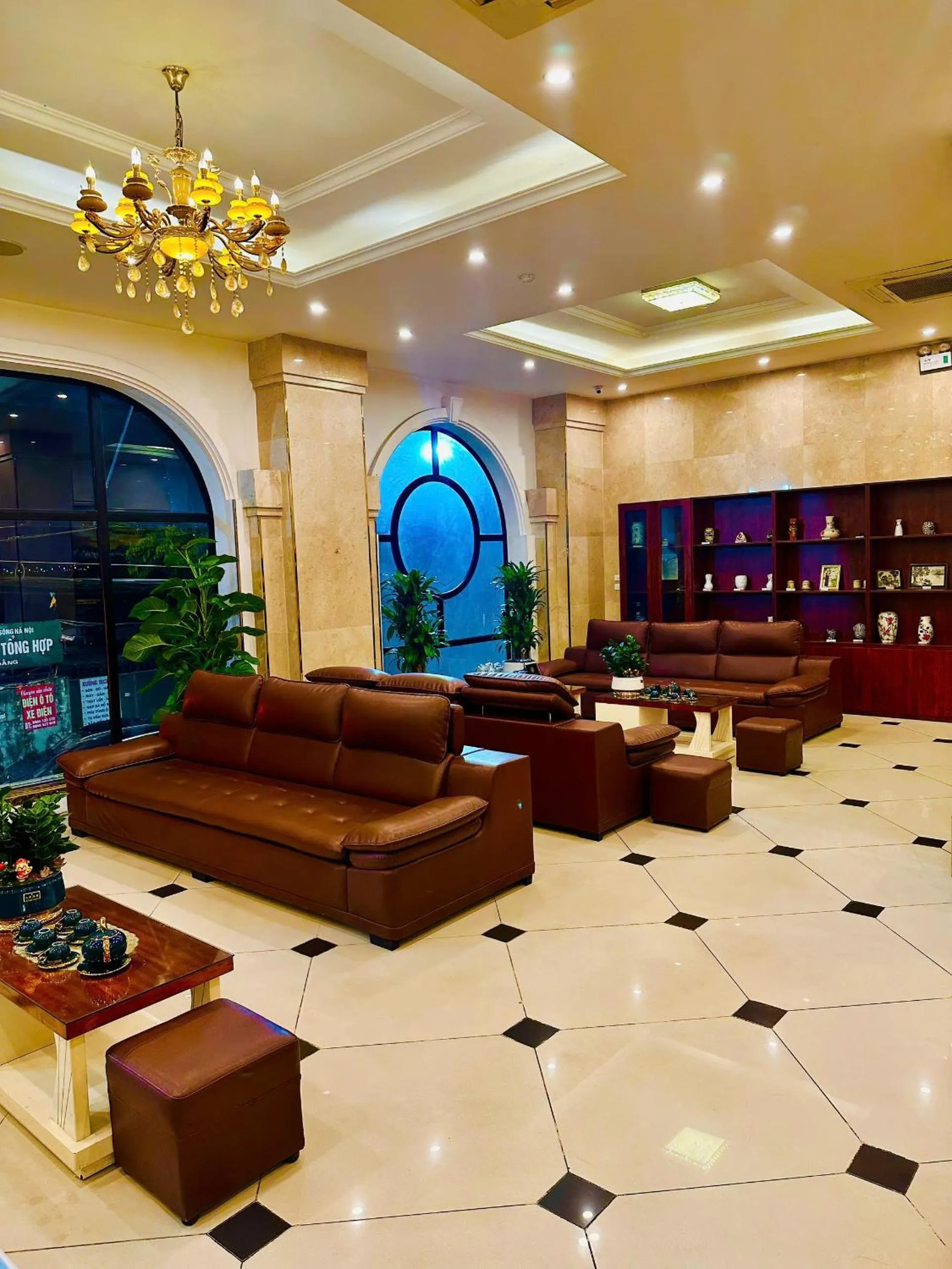 Communal lounge/ TV room in Sunrise Hanoi Hotel