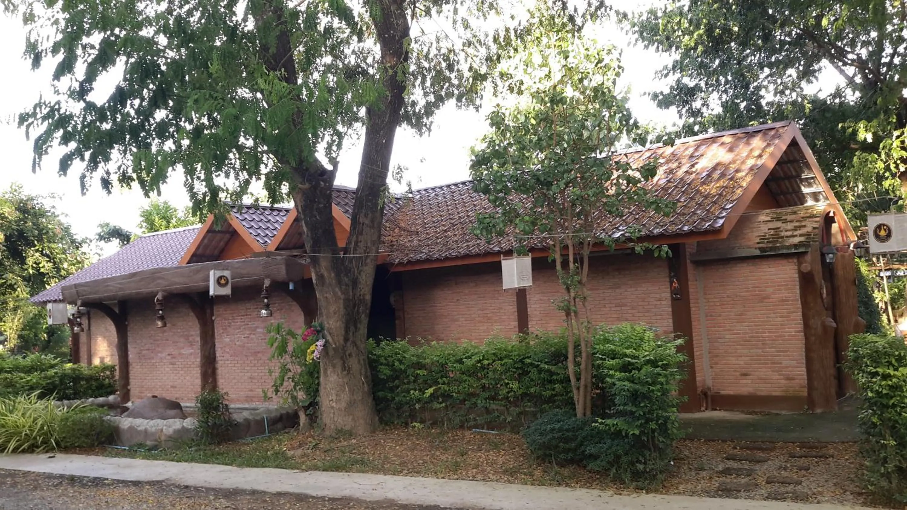 Toilet in Sisatchanalai Heritage Resort