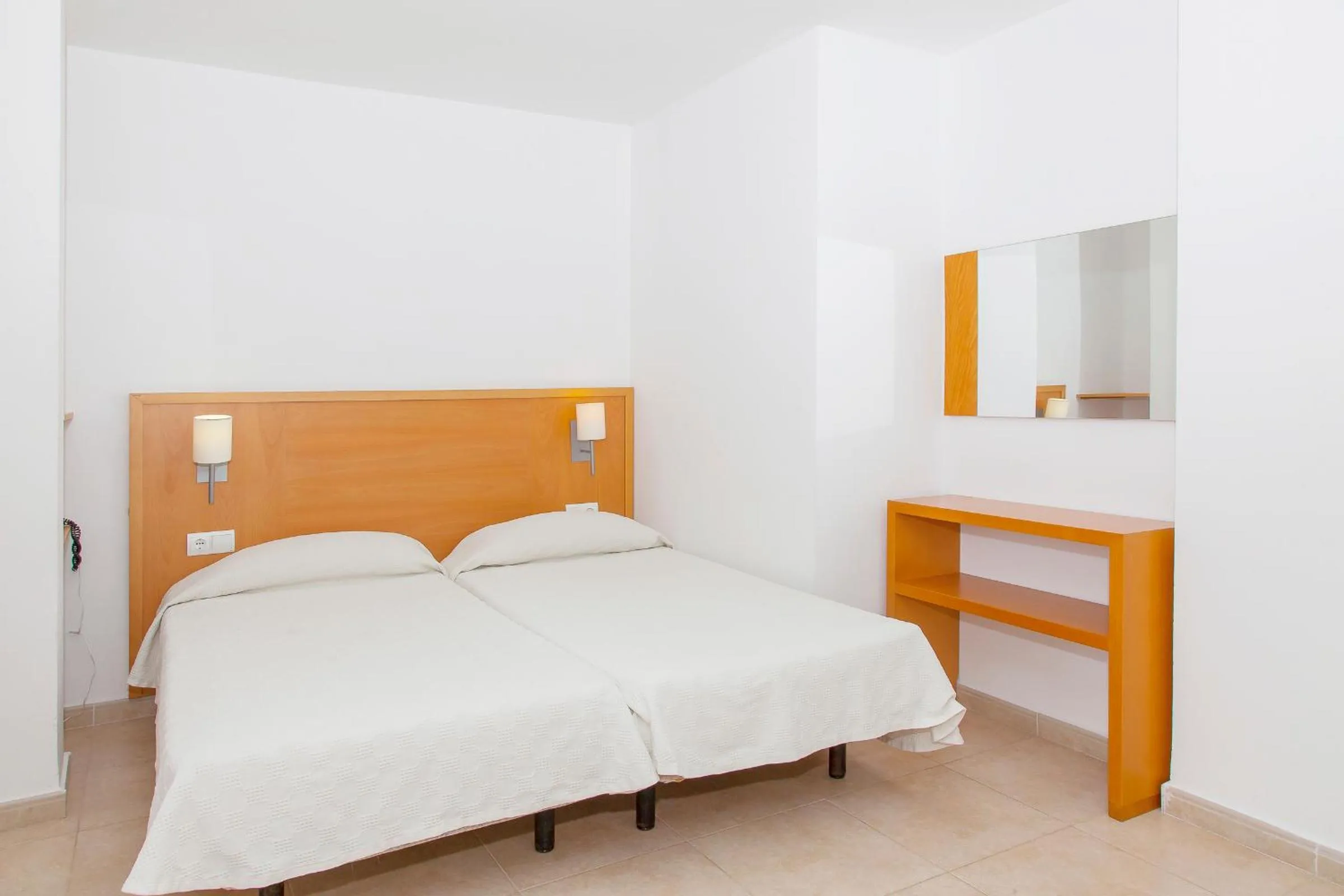 Photo of the whole room in Apartamentos Mar y Playa