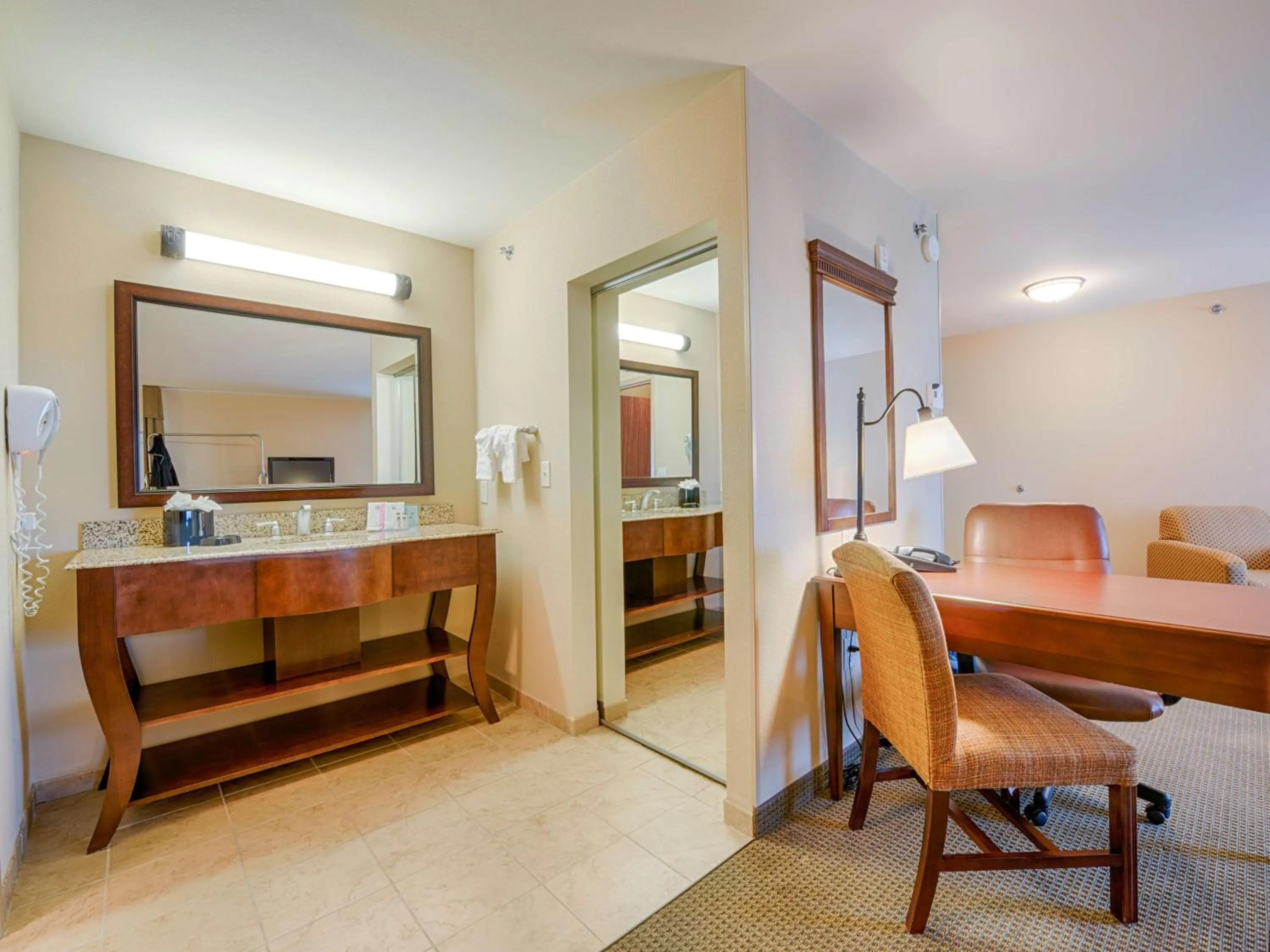 Living room in Hampton Inn & Suites Pinedale