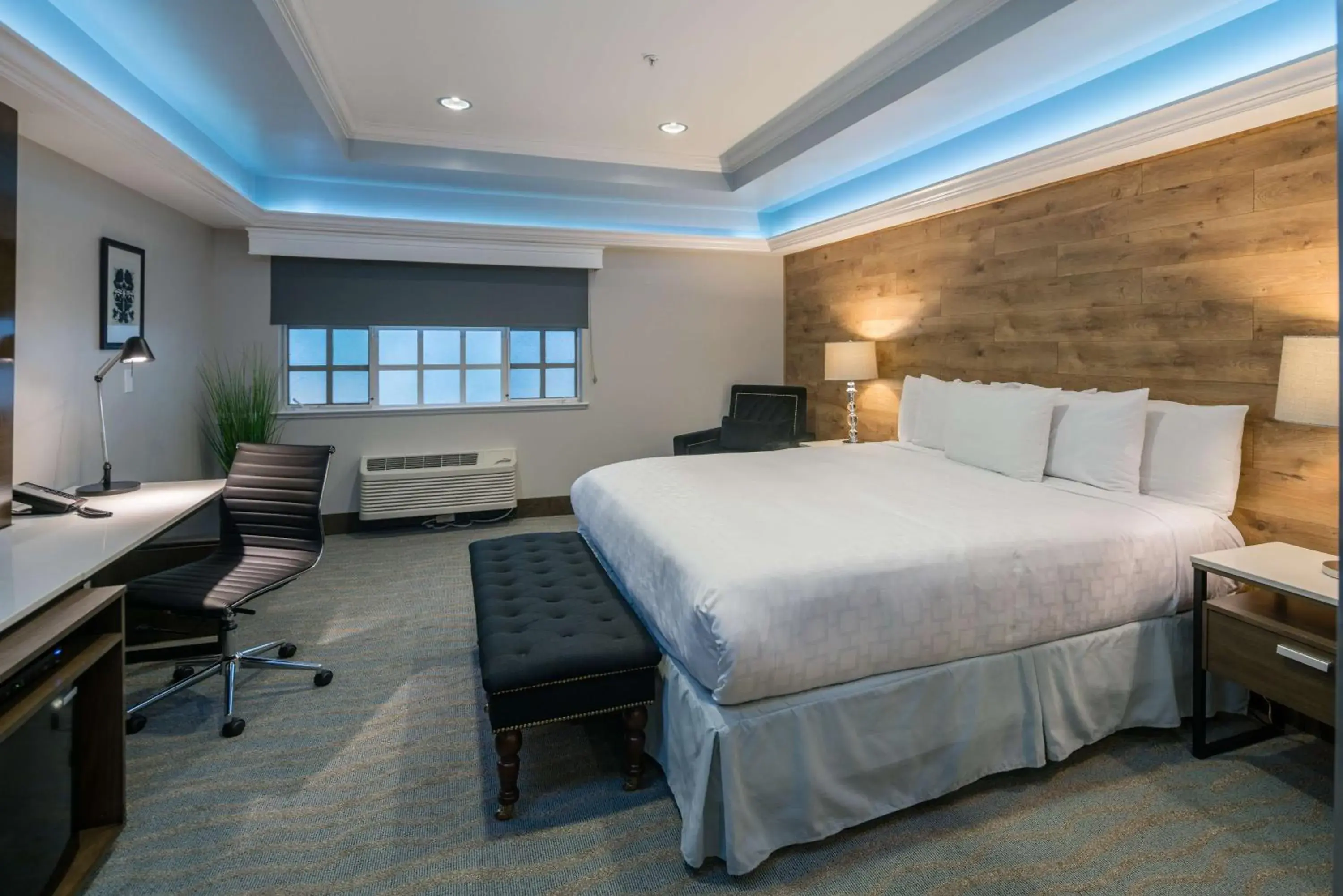 Bedroom, Bed in The Row Hotel; BW Signature Collection Bedroom, Bed in The Row Hotel; BW Signature Collection