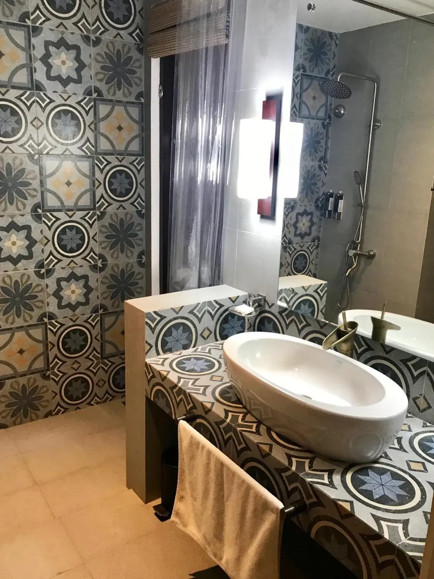 Bathroom in Sigiriana Resort by Thilanka Bathroom in Sigiriana Resort by Thilanka