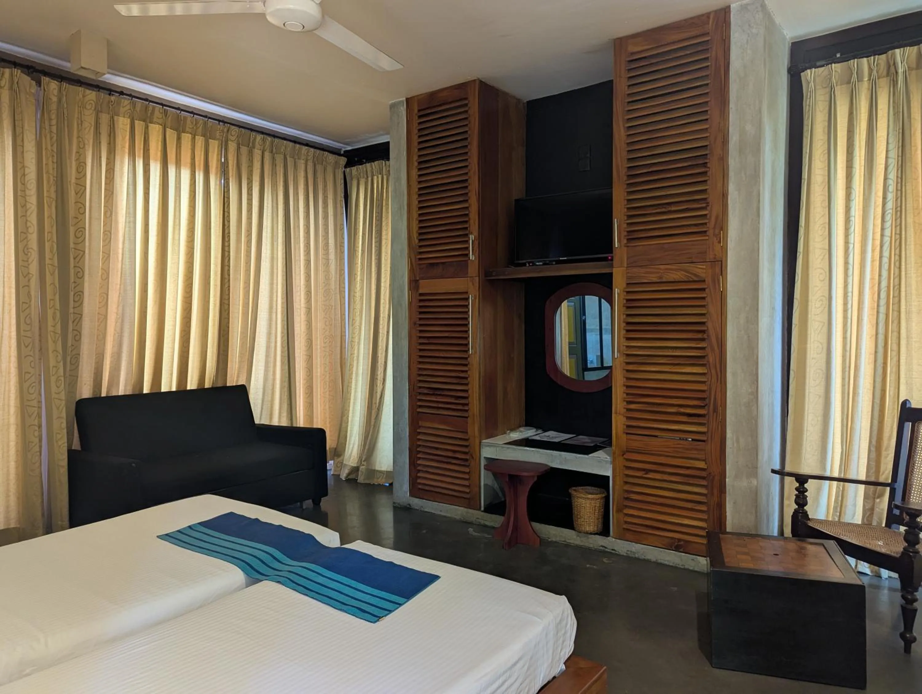 Bed in Sigiriana Resort by Thilanka