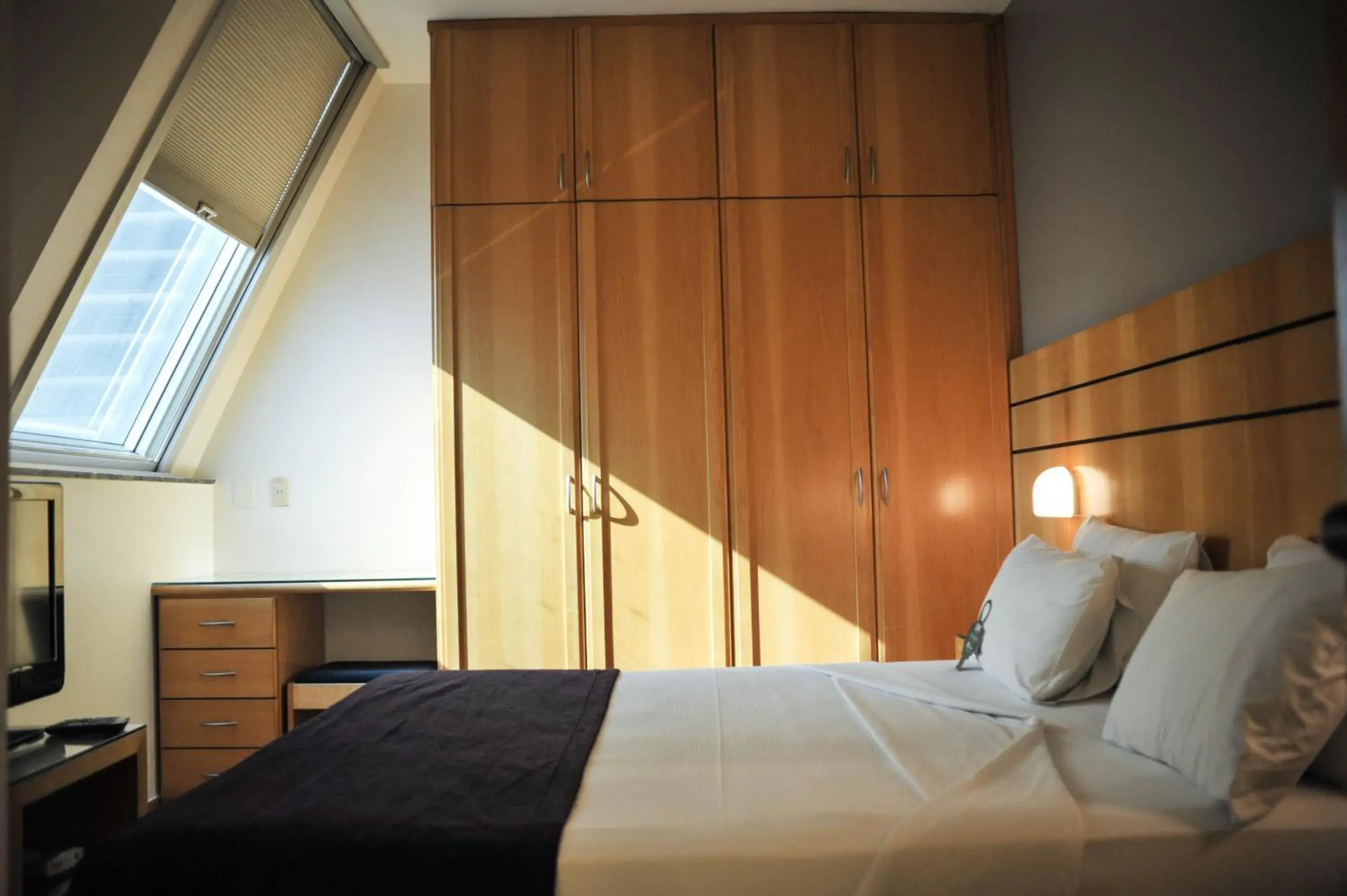 Bedroom, Bed in San Diego Suítes Lourdes - OFICIAL Bedroom, Bed in San Diego Suítes Lourdes - OFICIAL