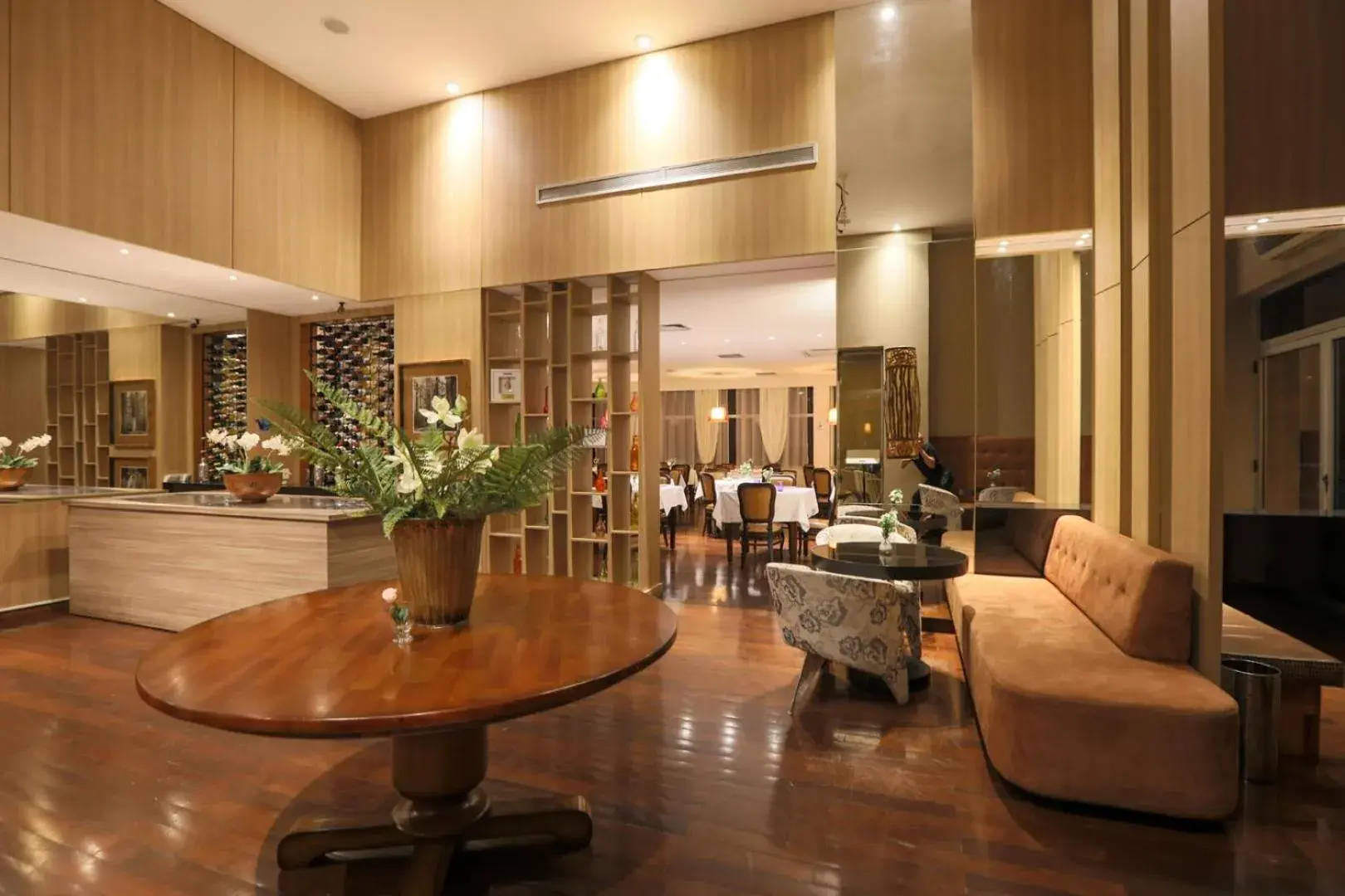 Restaurant/places to eat in Nobile Suítes Uberlândia Restaurant/places to eat in Nobile Suítes Uberlândia