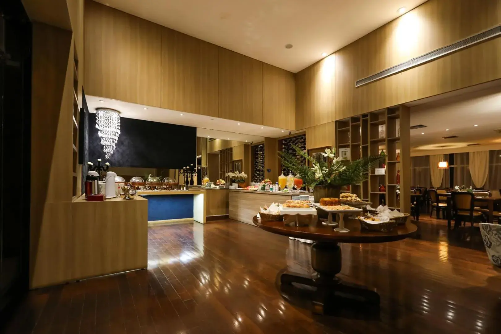 Restaurant/places to eat in Nobile Suítes Uberlândia Restaurant/places to eat in Nobile Suítes Uberlândia