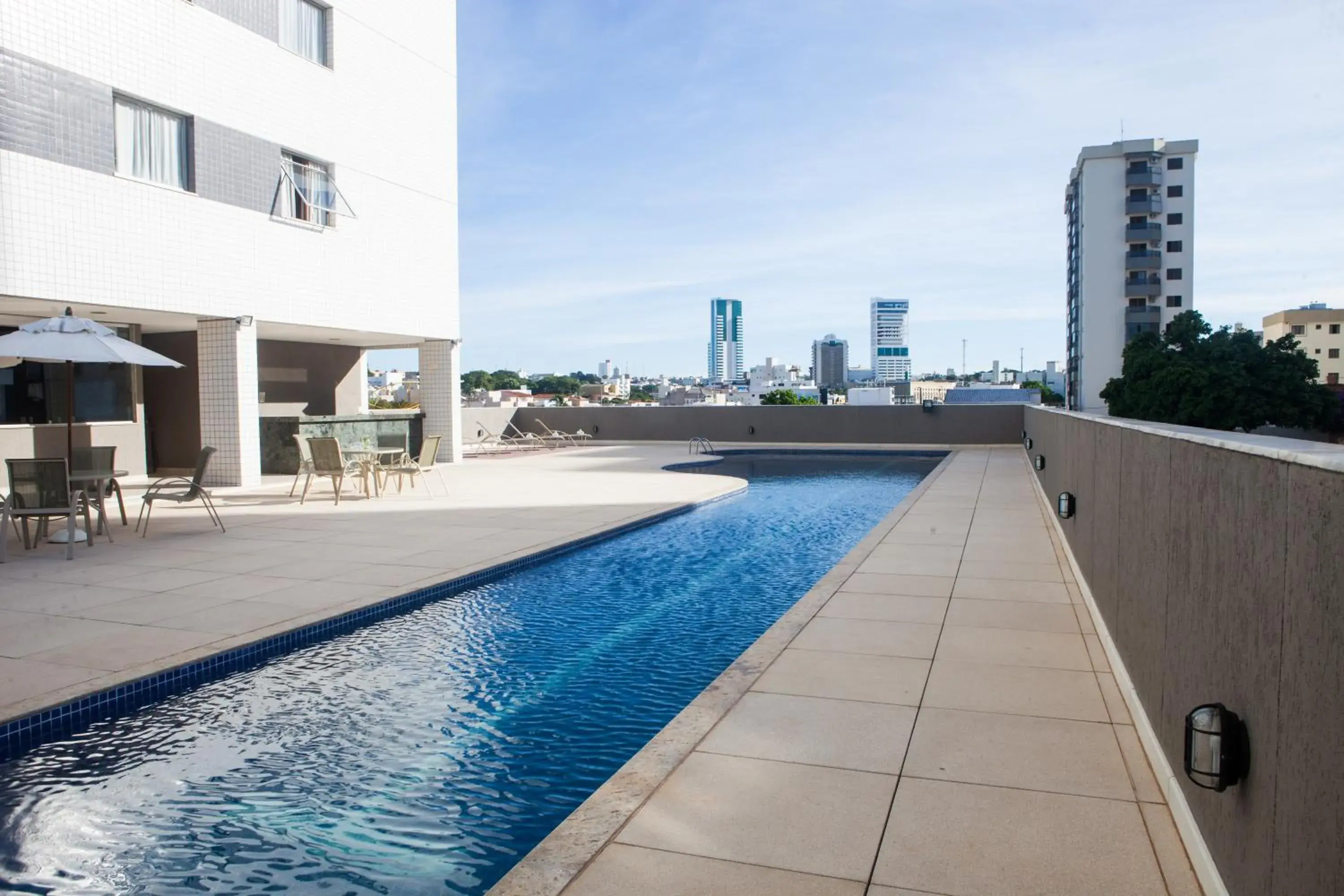 Swimming pool in Nobile Suítes Uberlândia Swimming pool in Nobile Suítes Uberlândia