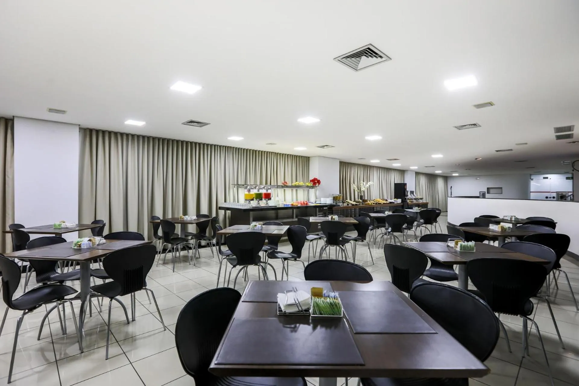 Restaurant/places to eat in San Diego Suites Ipatinga