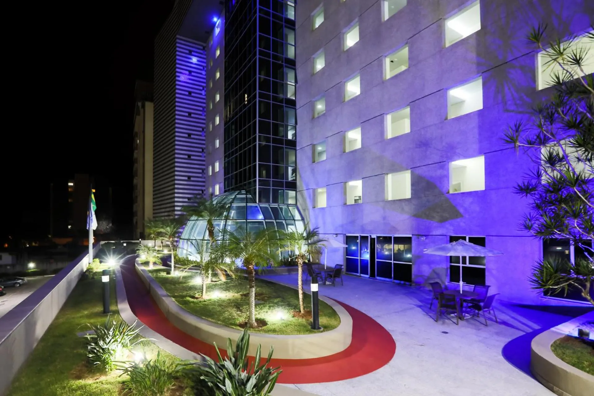 Property building in San Diego Suites Ipatinga