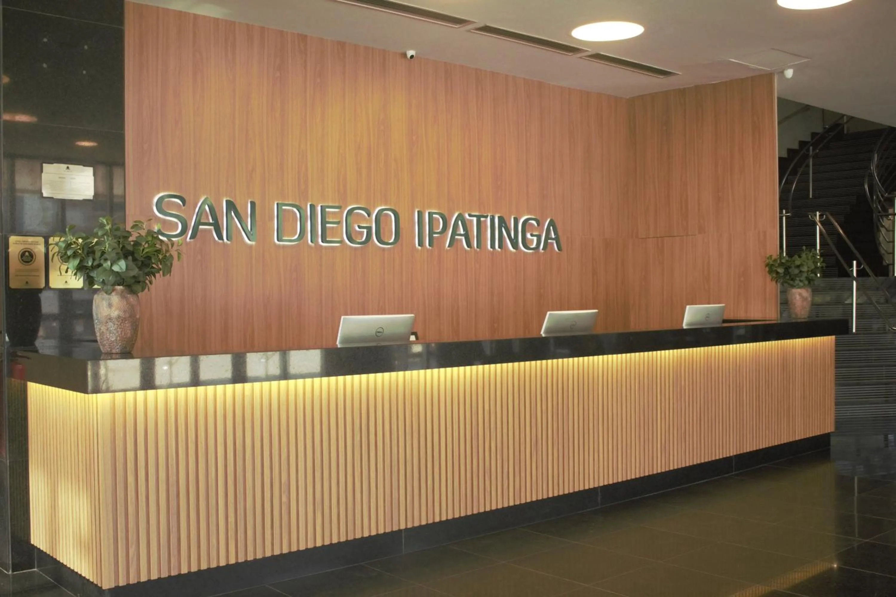 Property logo or sign in San Diego Suites Ipatinga