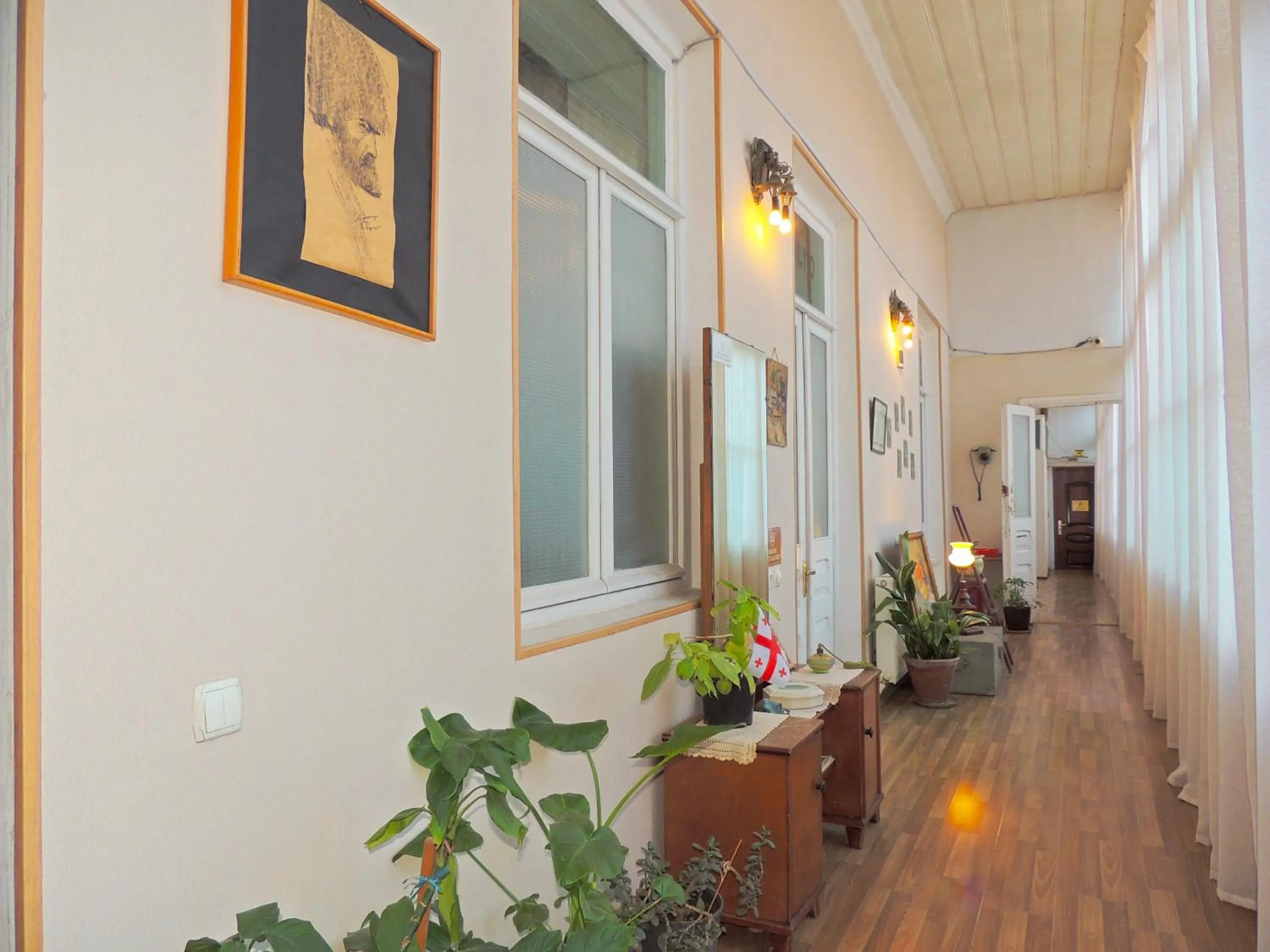 Area and facilities in Leon Rooms