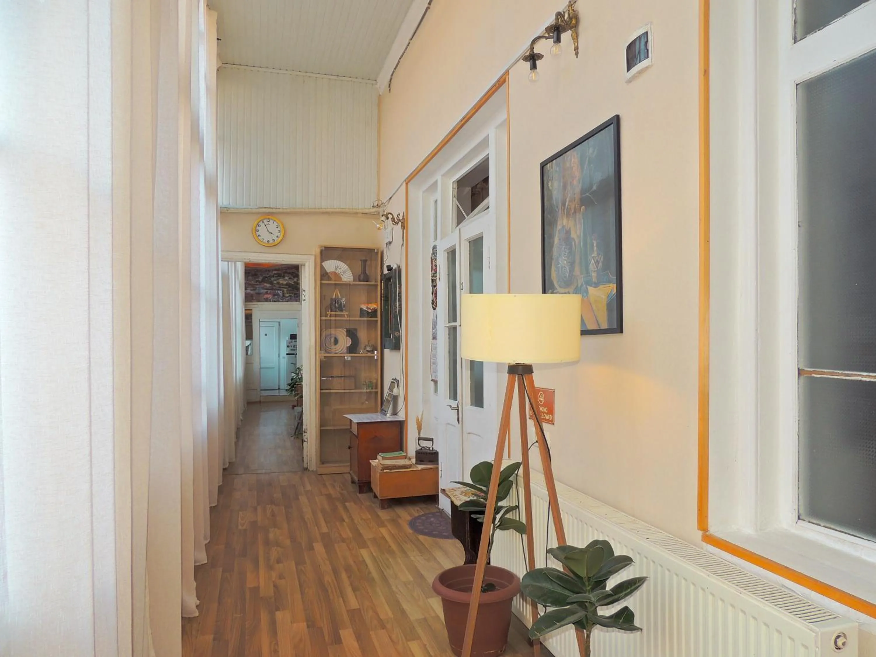 Area and facilities in Leon Rooms