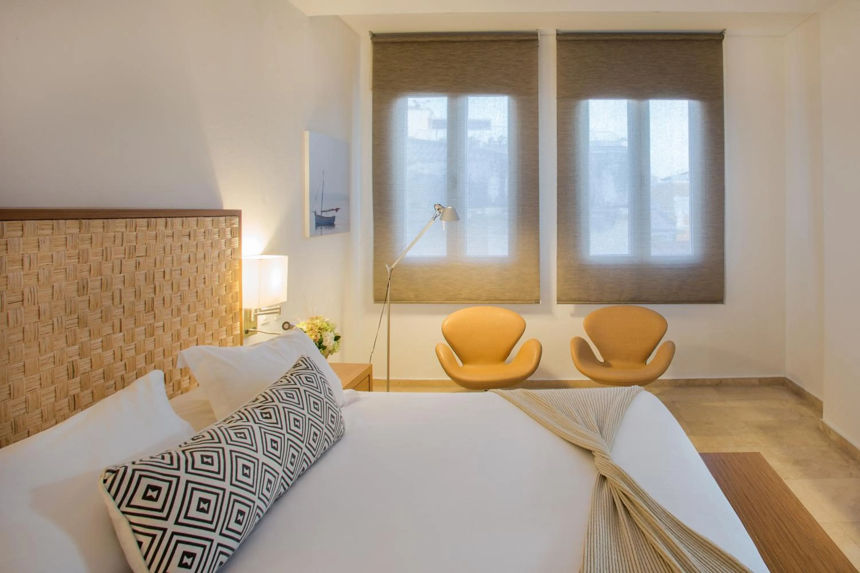 Photo of the whole room, Bed in Movich Hotel Cartagena de Indias