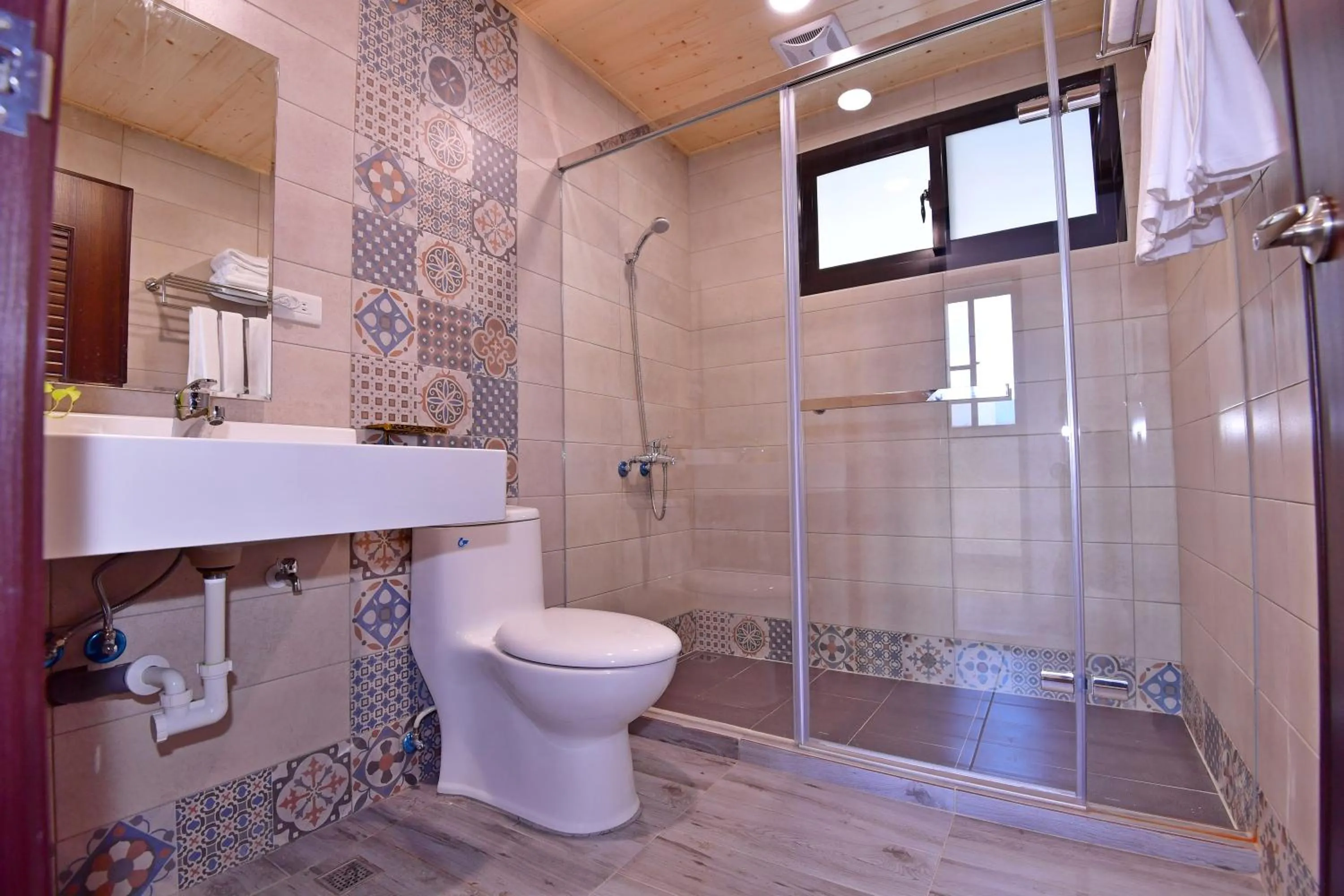 Bathroom in Seven beauties Homestay