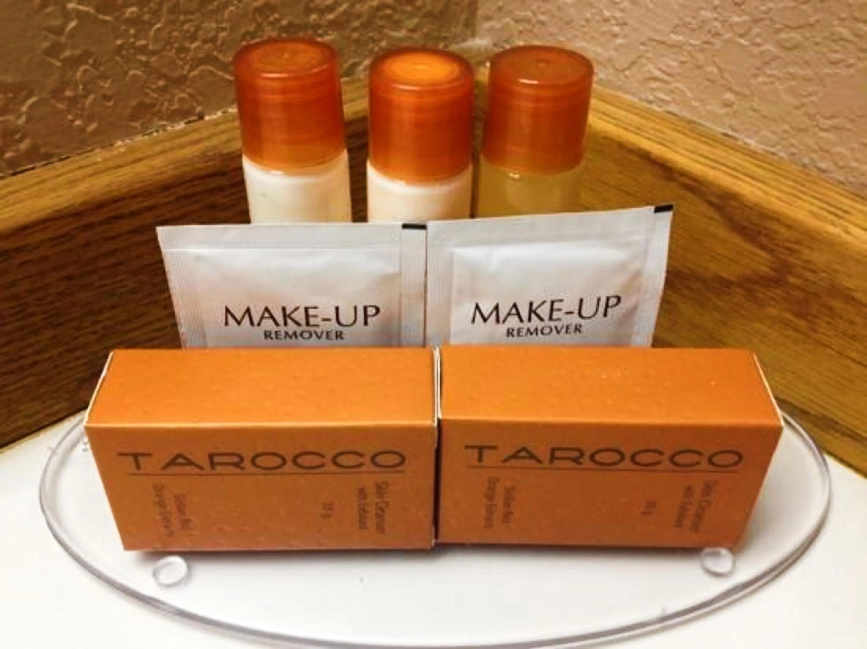 Public Bath in Flagship Inn & Suites