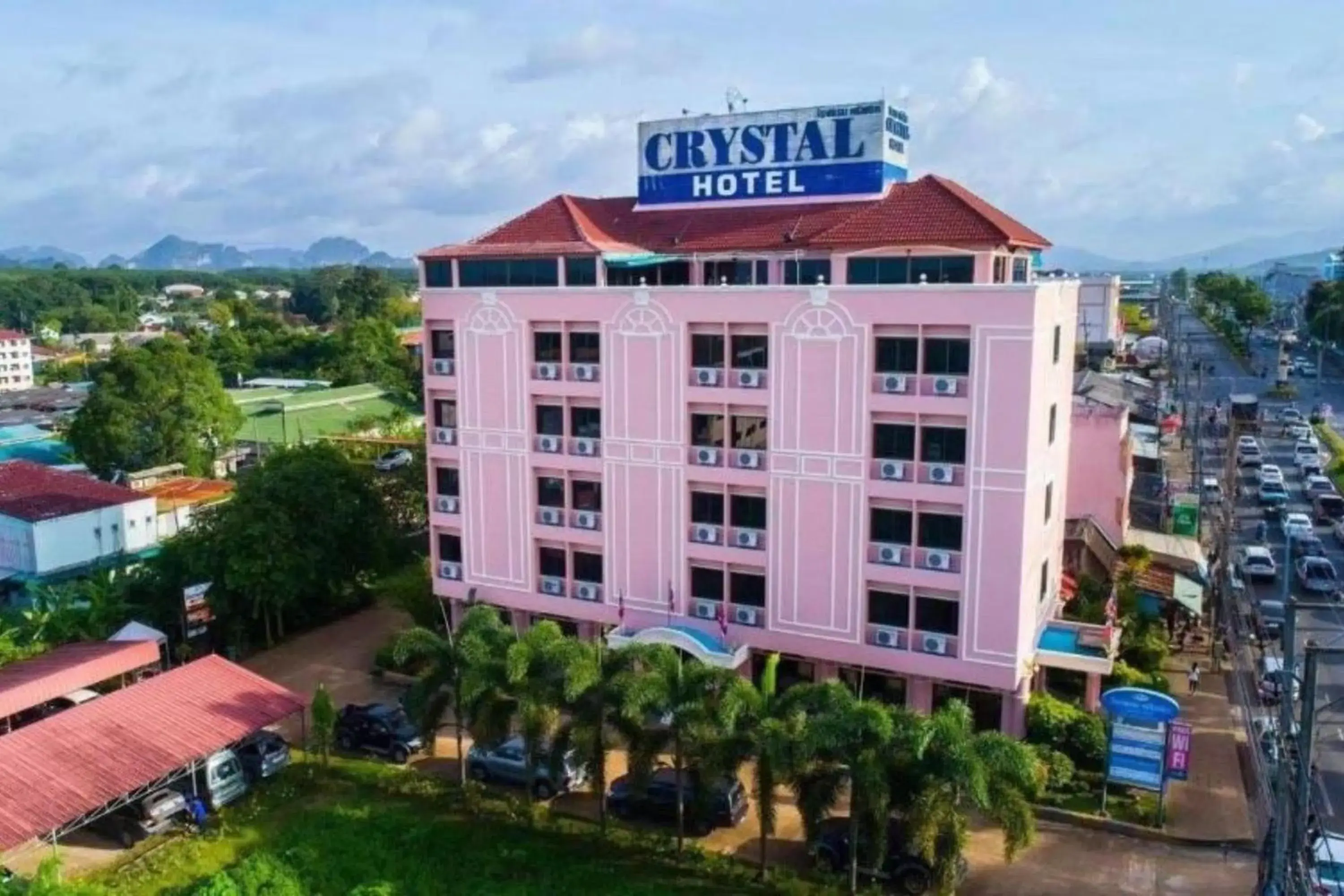 Property building in Crystal Hotel Krabi Property building in Crystal Hotel Krabi