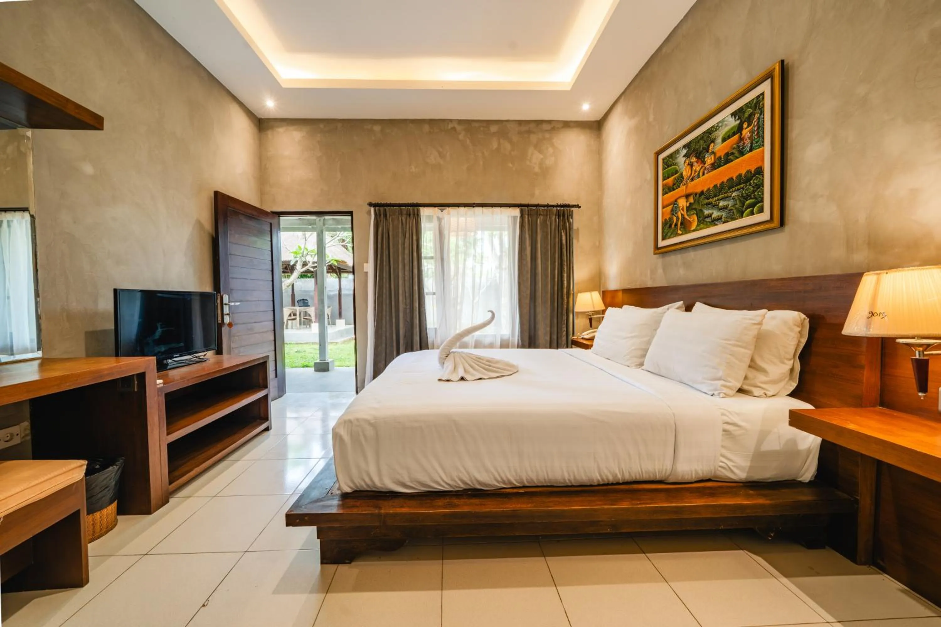 Bed in Uma Mani Villa Jimbaran