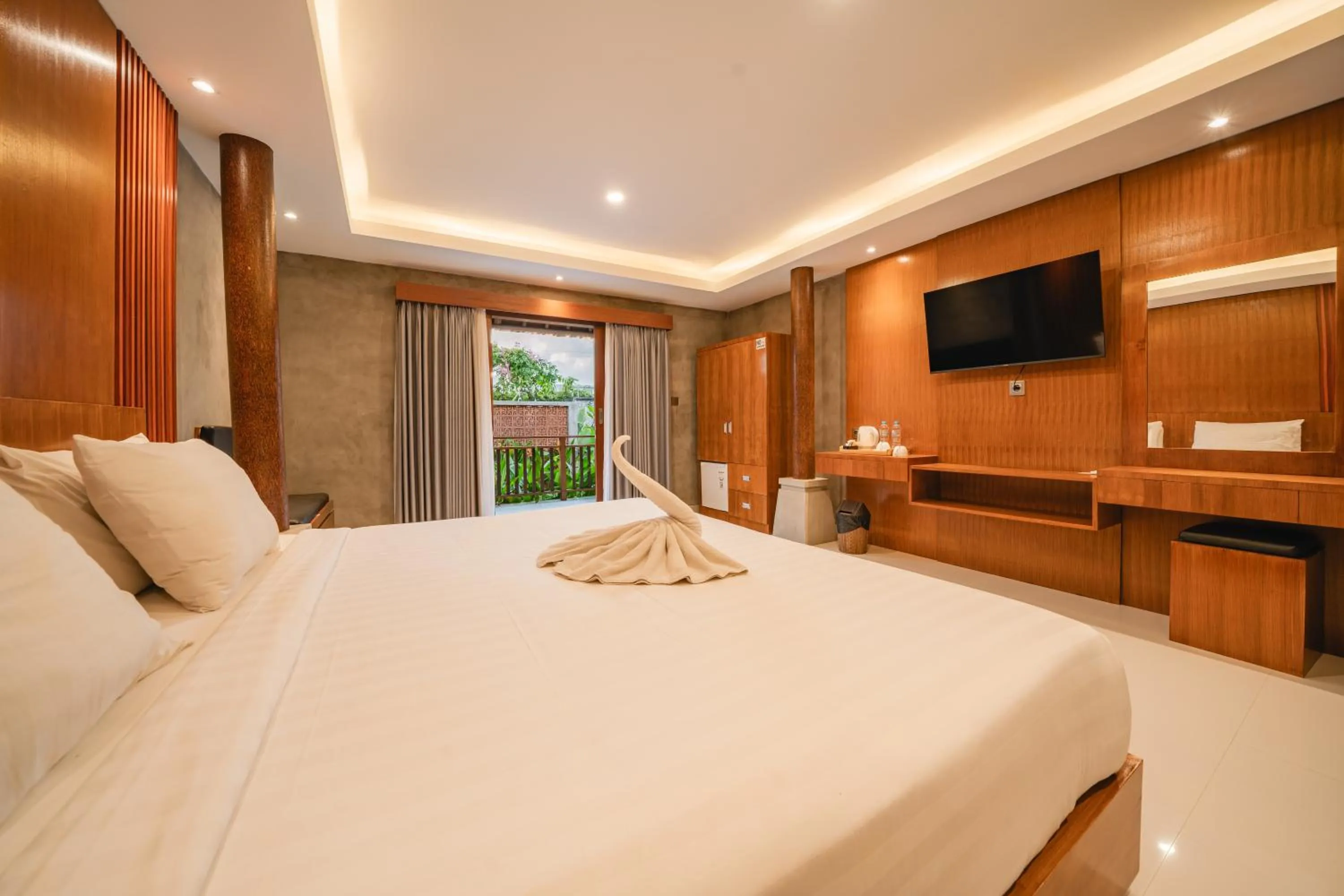 Bed in Uma Mani Villa Jimbaran