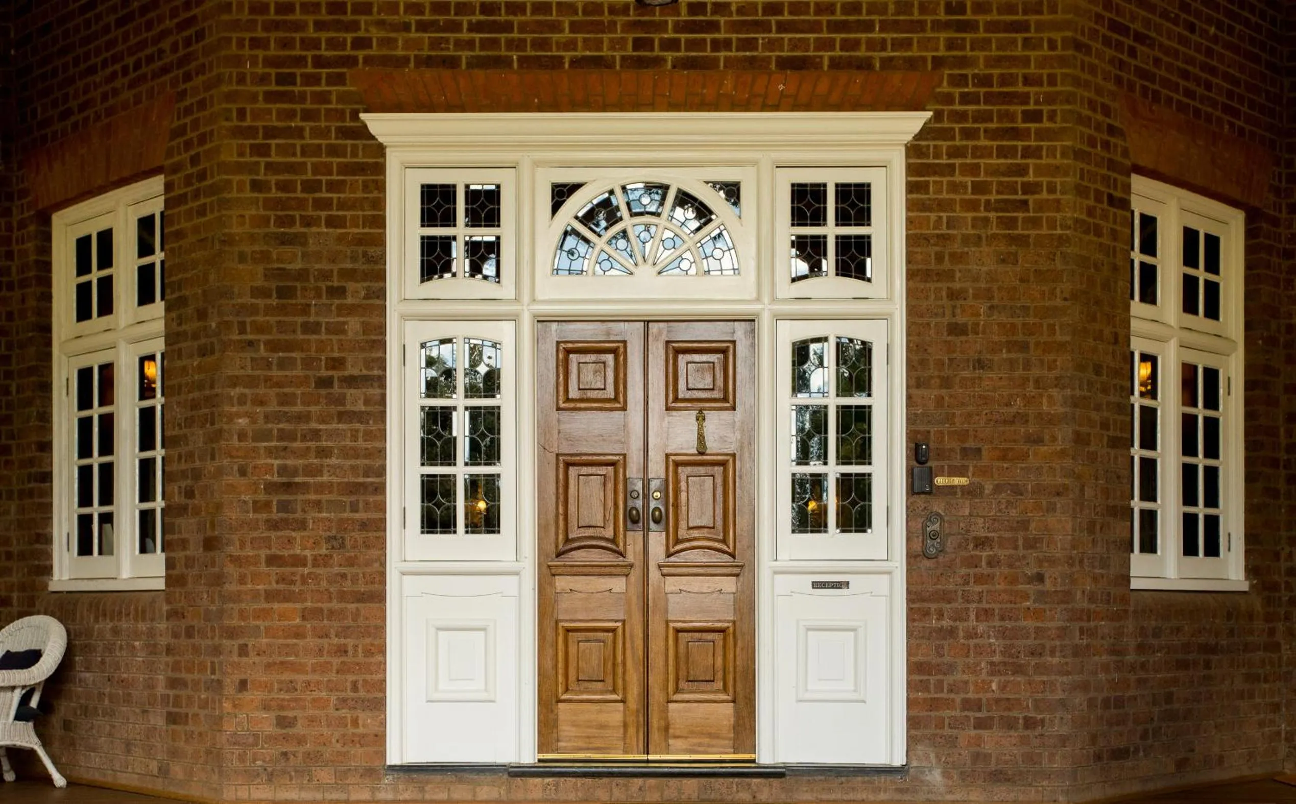 Facade/entrance in Petersons Armidale Winery and Guesthouse