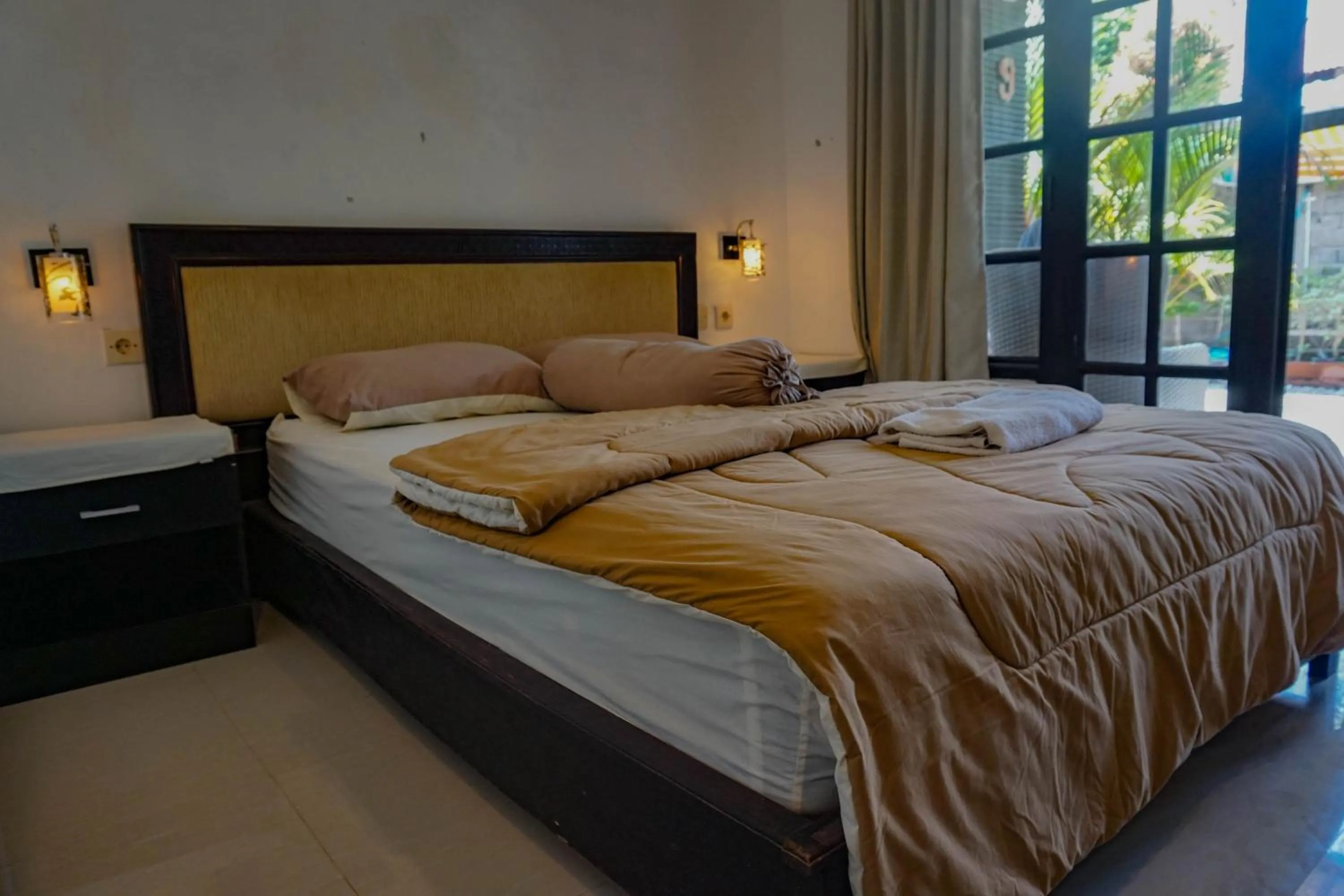Bedroom, Bed in Wisma Pulau Merah