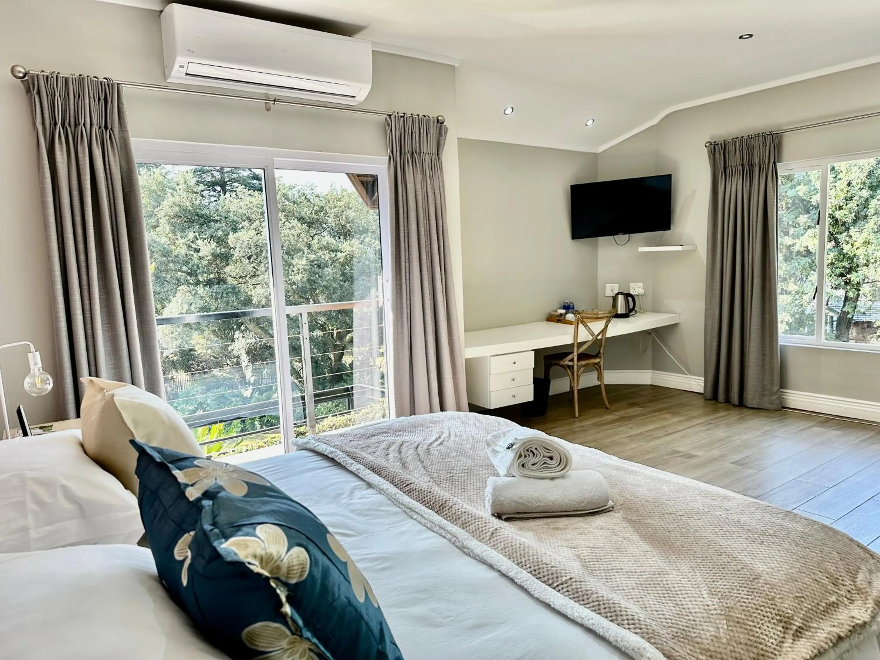 Bed in Serene Place Guest House & Conference Venue AFFORDABLE LUXURY WITH BACKUP POWER