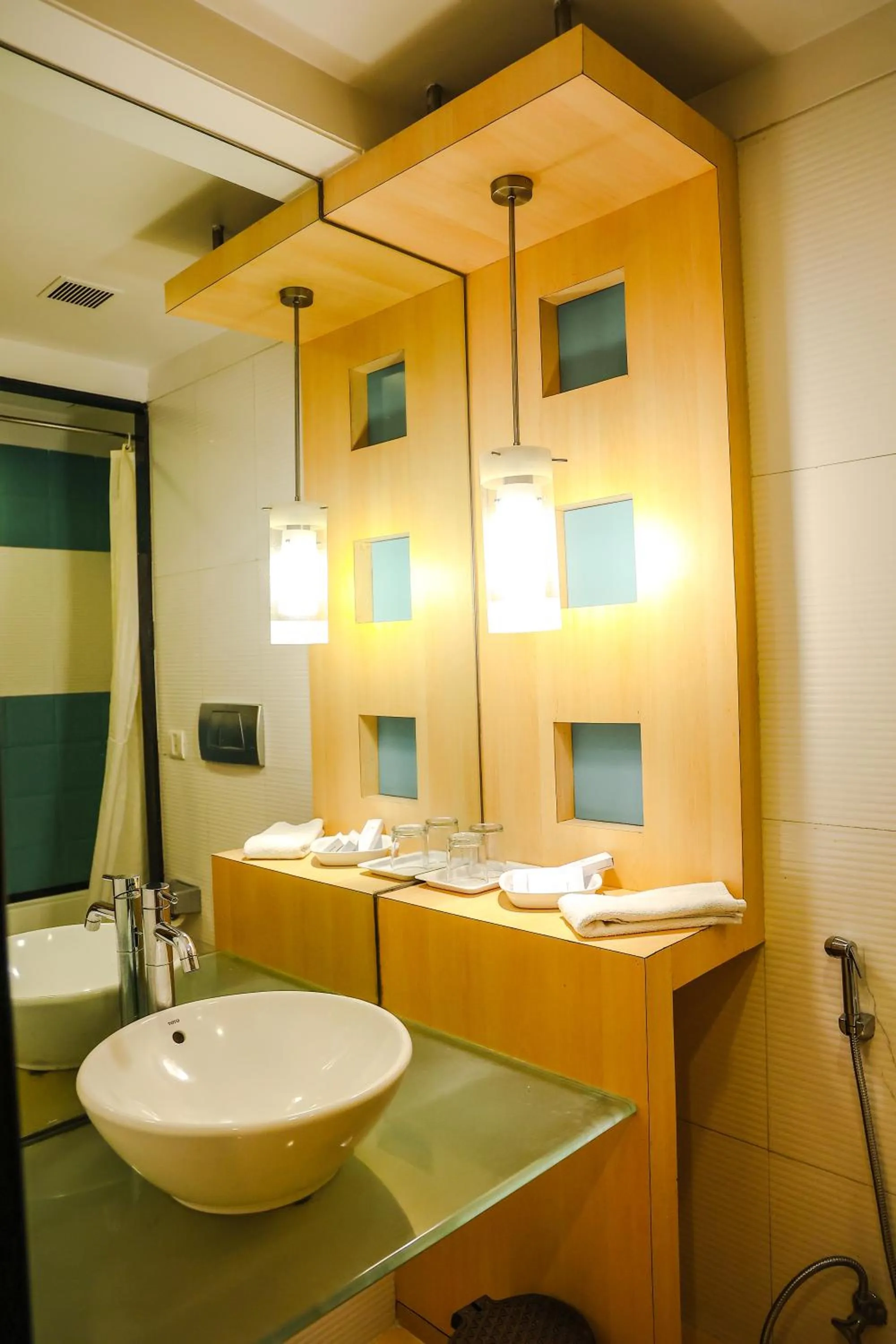 Krishna Palace Hotel