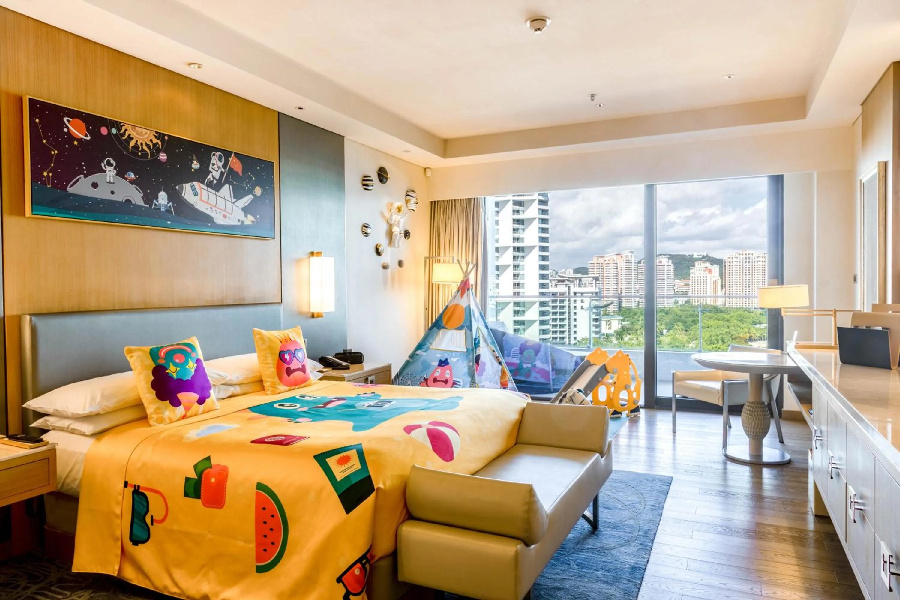 children in JW Marriott Hotel Sanya Dadonghai Bay