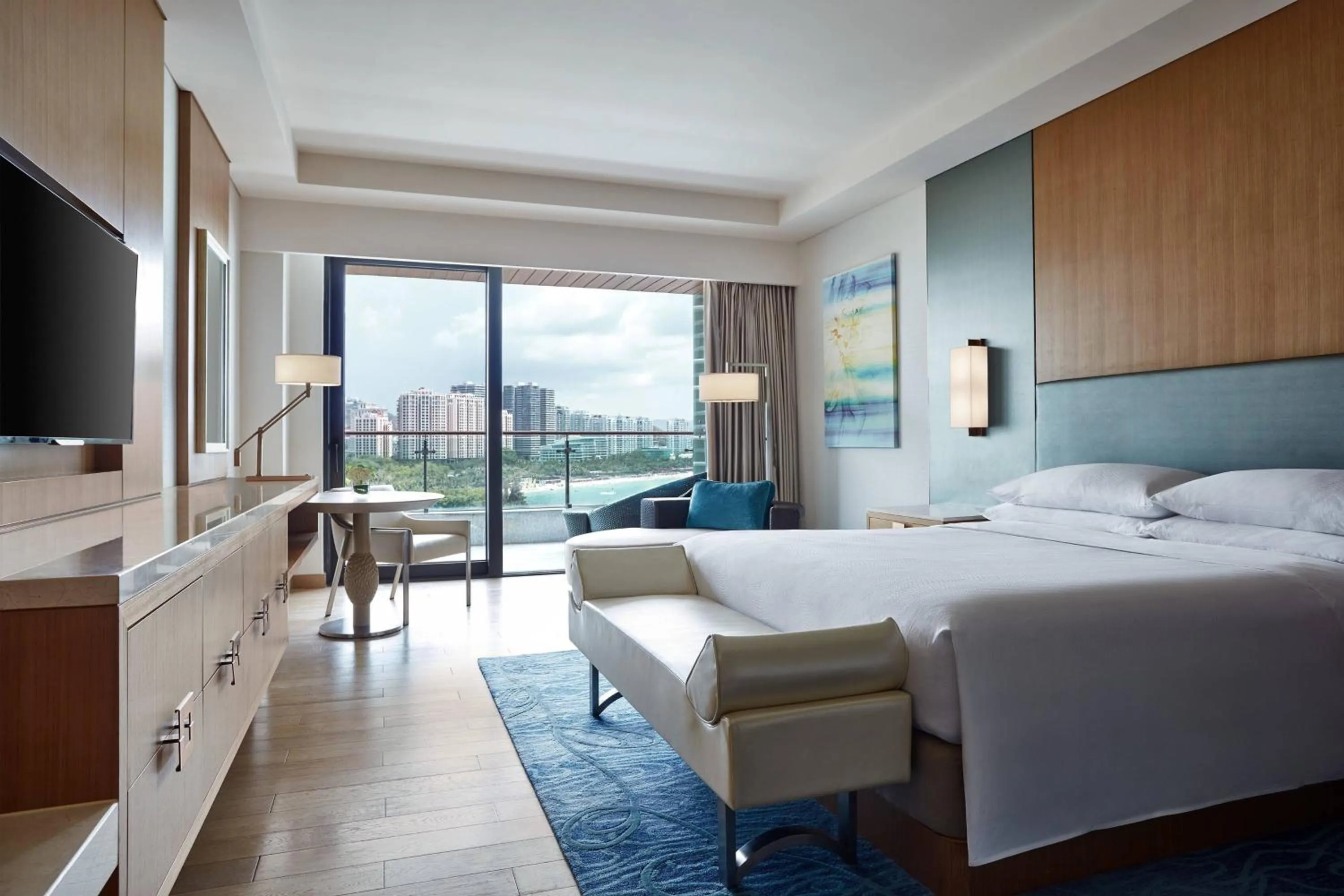 Photo of the whole room, Bed in JW Marriott Hotel Sanya Dadonghai Bay