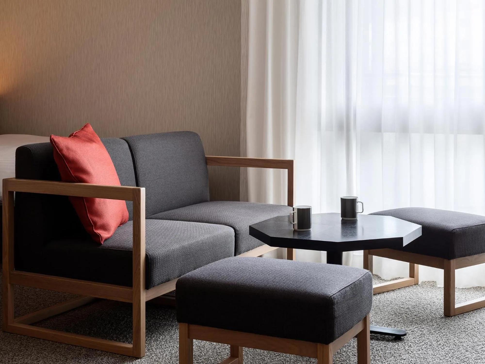 Photo of the whole room, Seating Area in Mitsui Garden Hotel Kyoto Sanjo