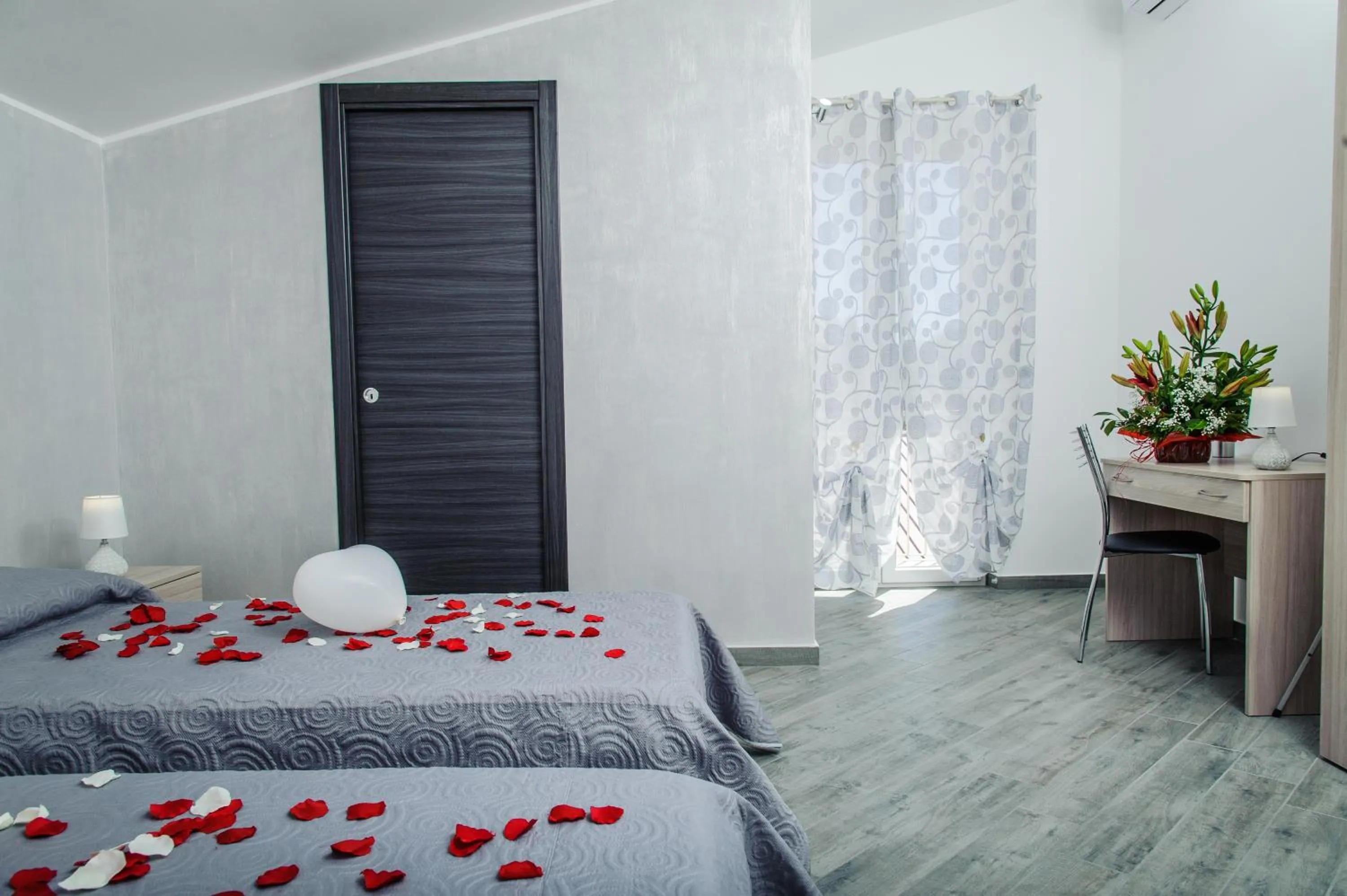 Bed in B&B Villa Fiorita