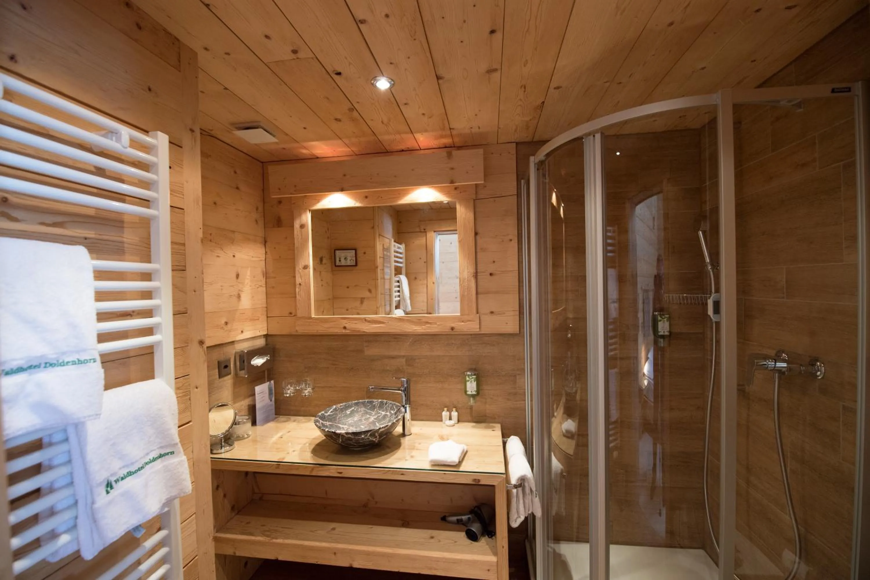 Bathroom in Waldhotel Doldenhorn