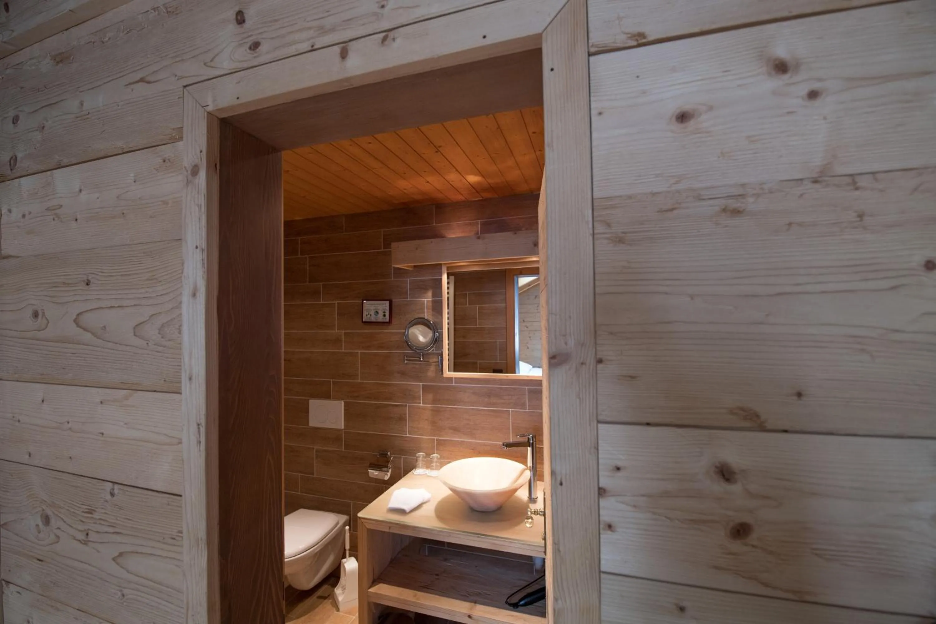 Bathroom in Waldhotel Doldenhorn