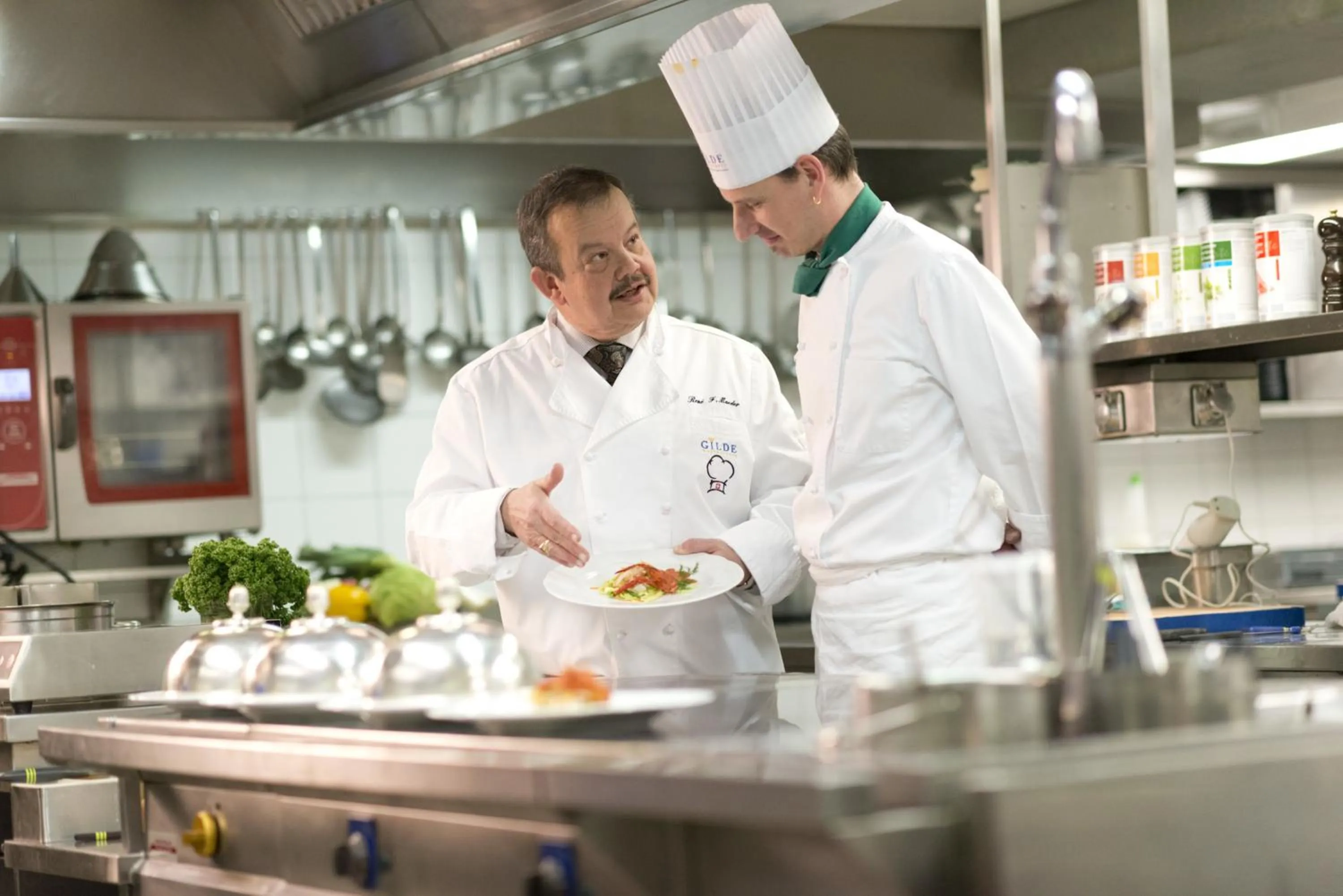 Restaurant/places to eat in Waldhotel Doldenhorn